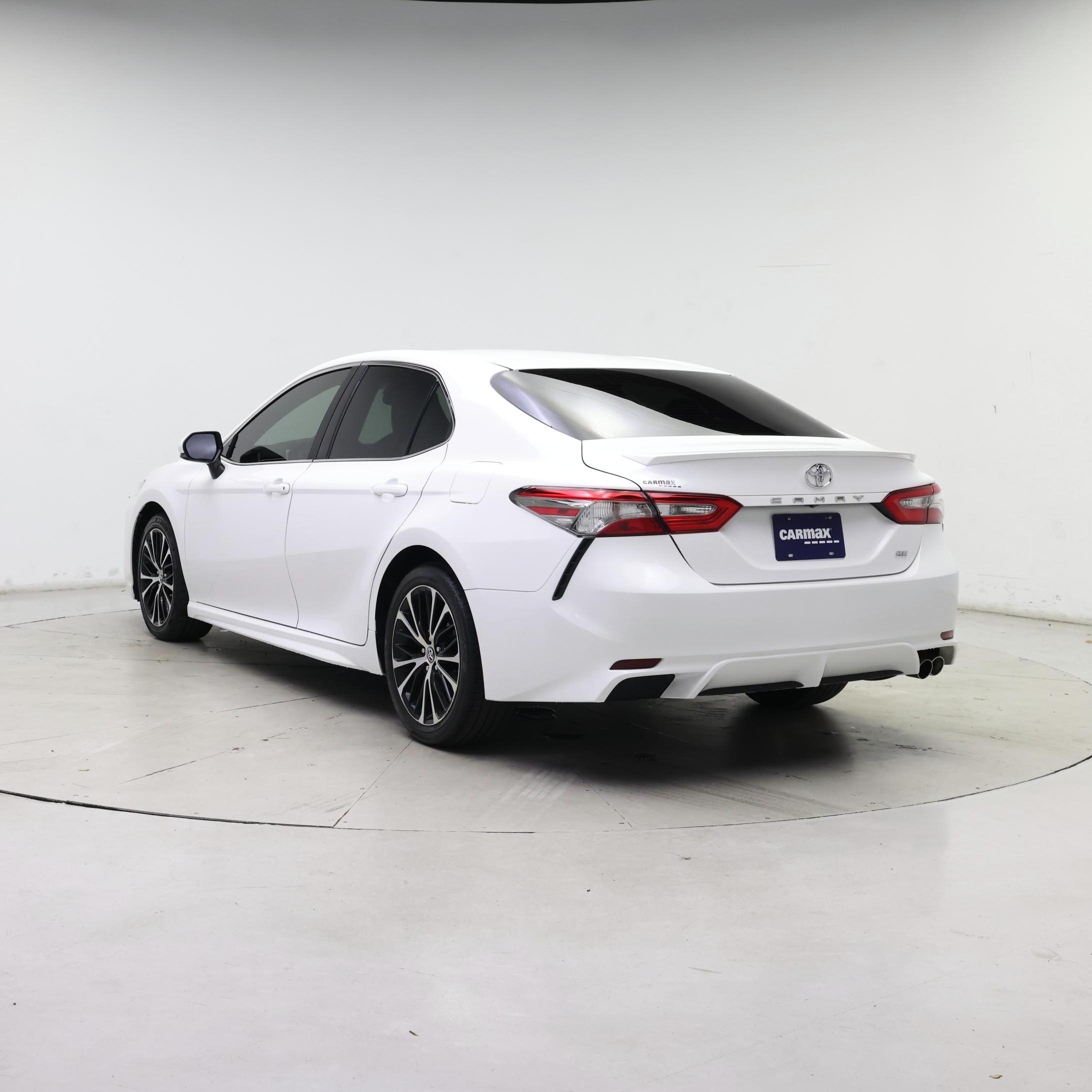 Thumbnail: 2018 Toyota Camry - 2