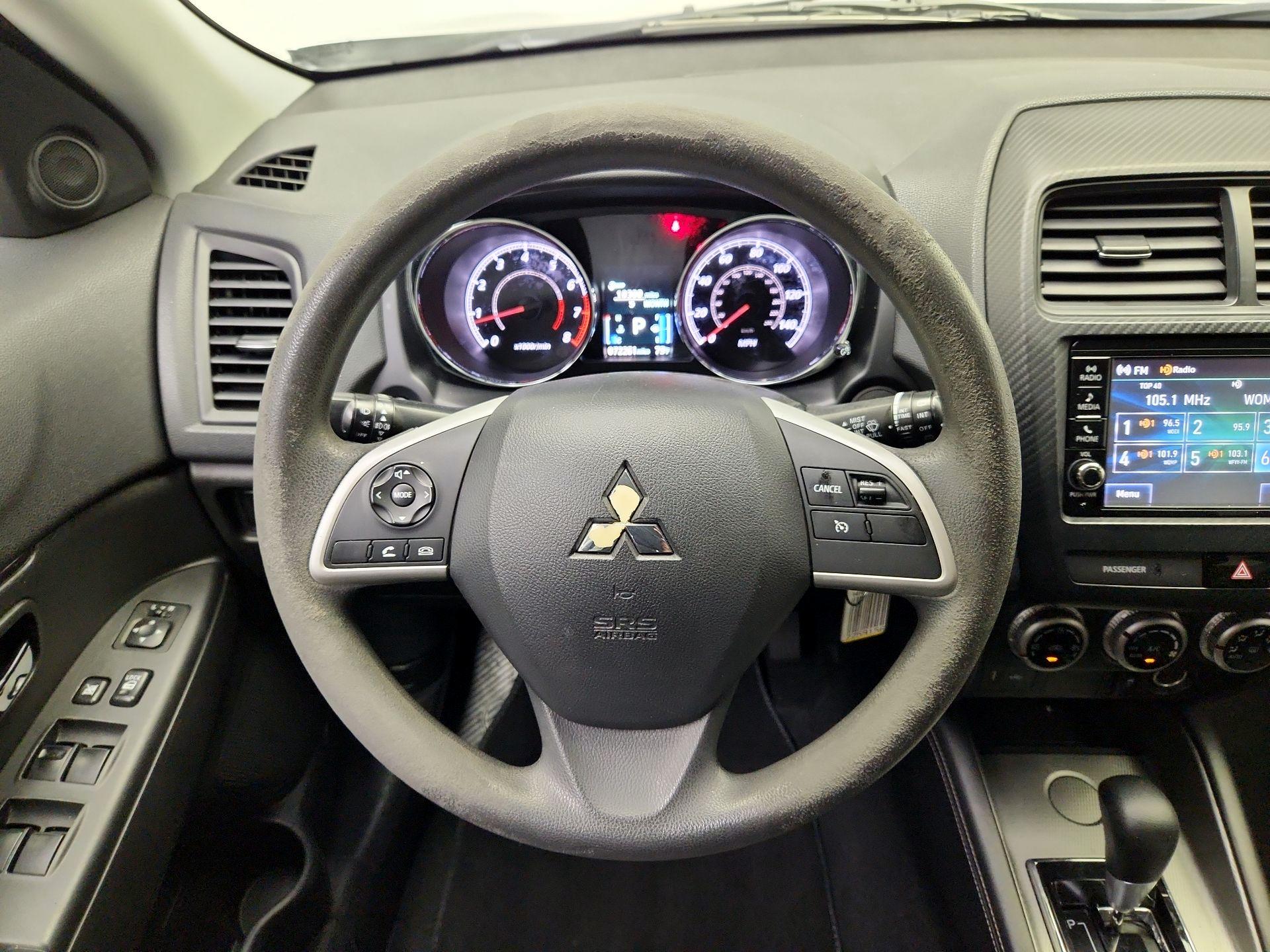 Thumbnail: 2020 Mitsubishi Outlander Sport - 10