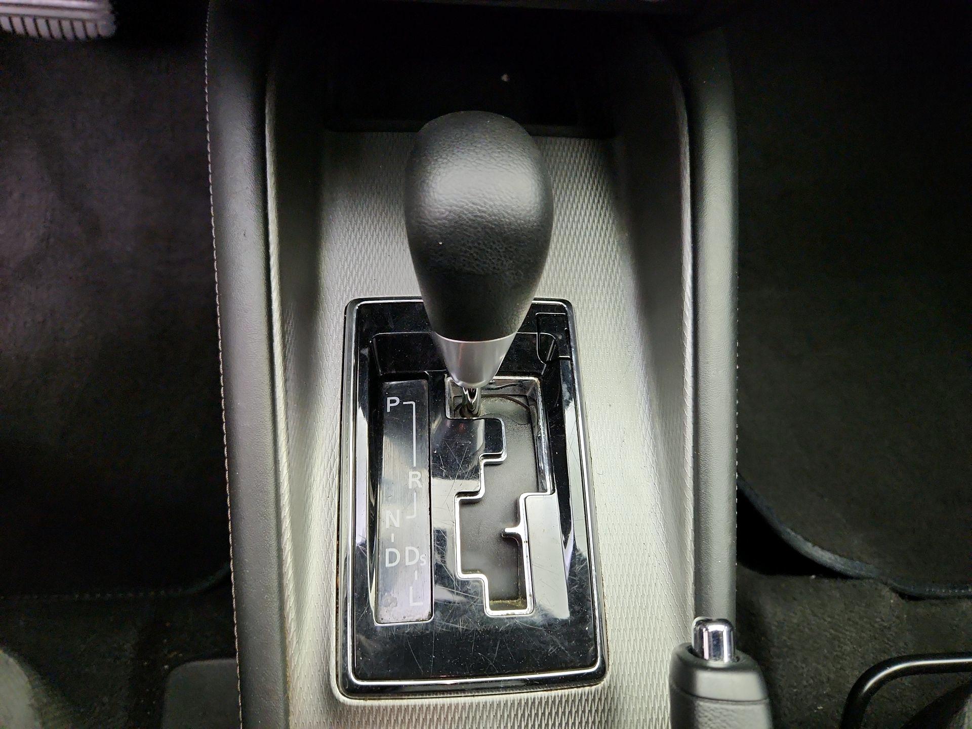 Thumbnail: 2020 Mitsubishi Outlander Sport - 17