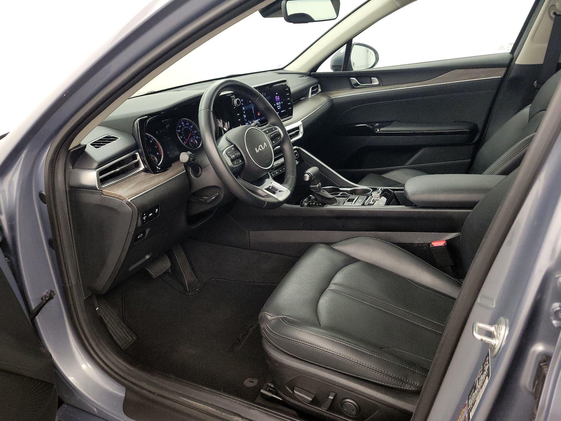 Thumbnail: 2023 Kia K5 - 11