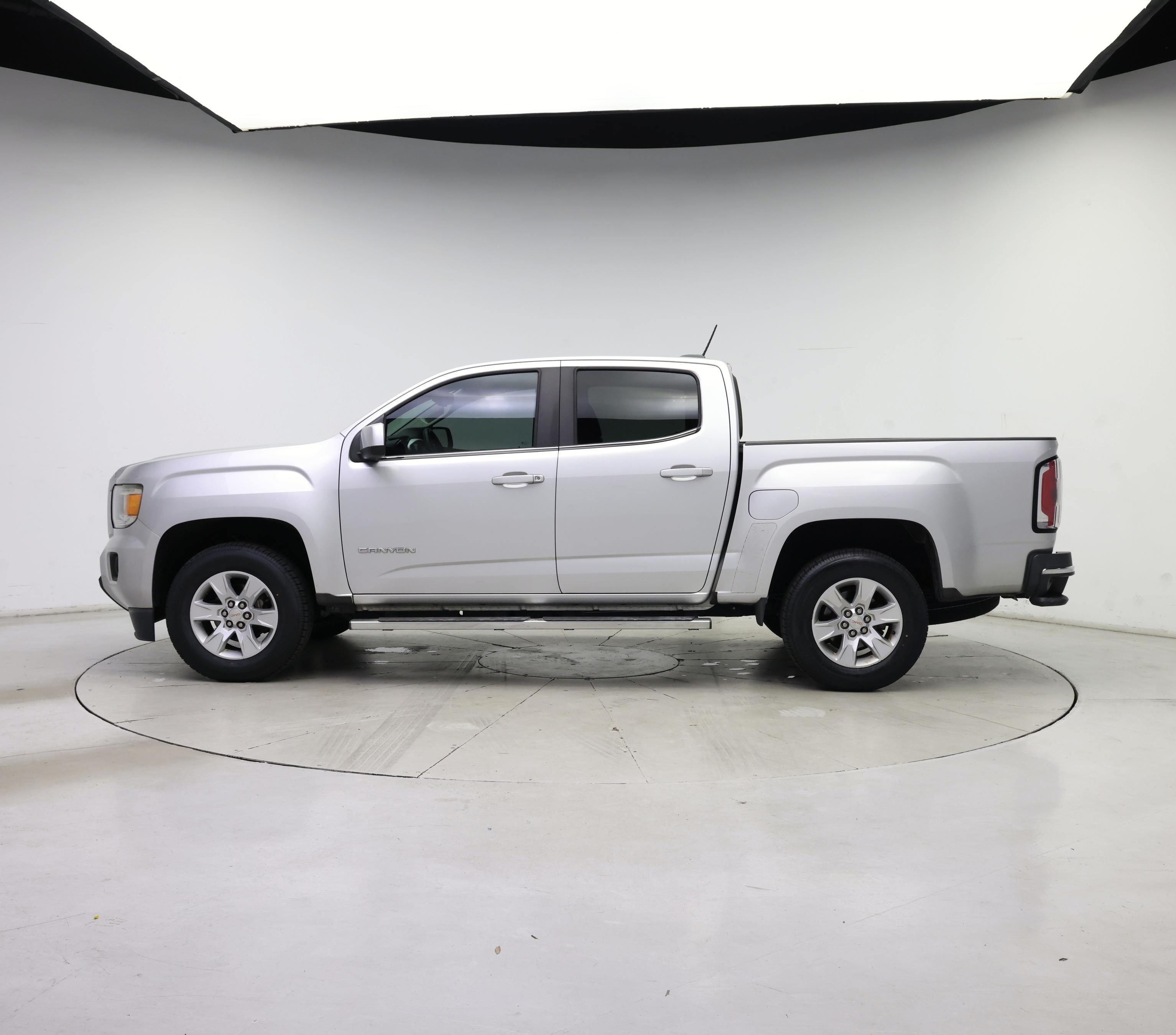 Thumbnail: 2017 GMC Canyon - 3