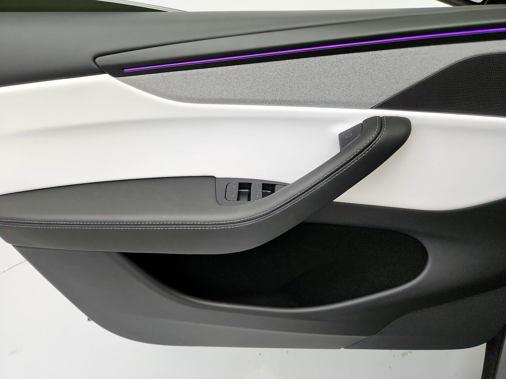 Thumbnail: 2026 Tesla Model Y - 12
