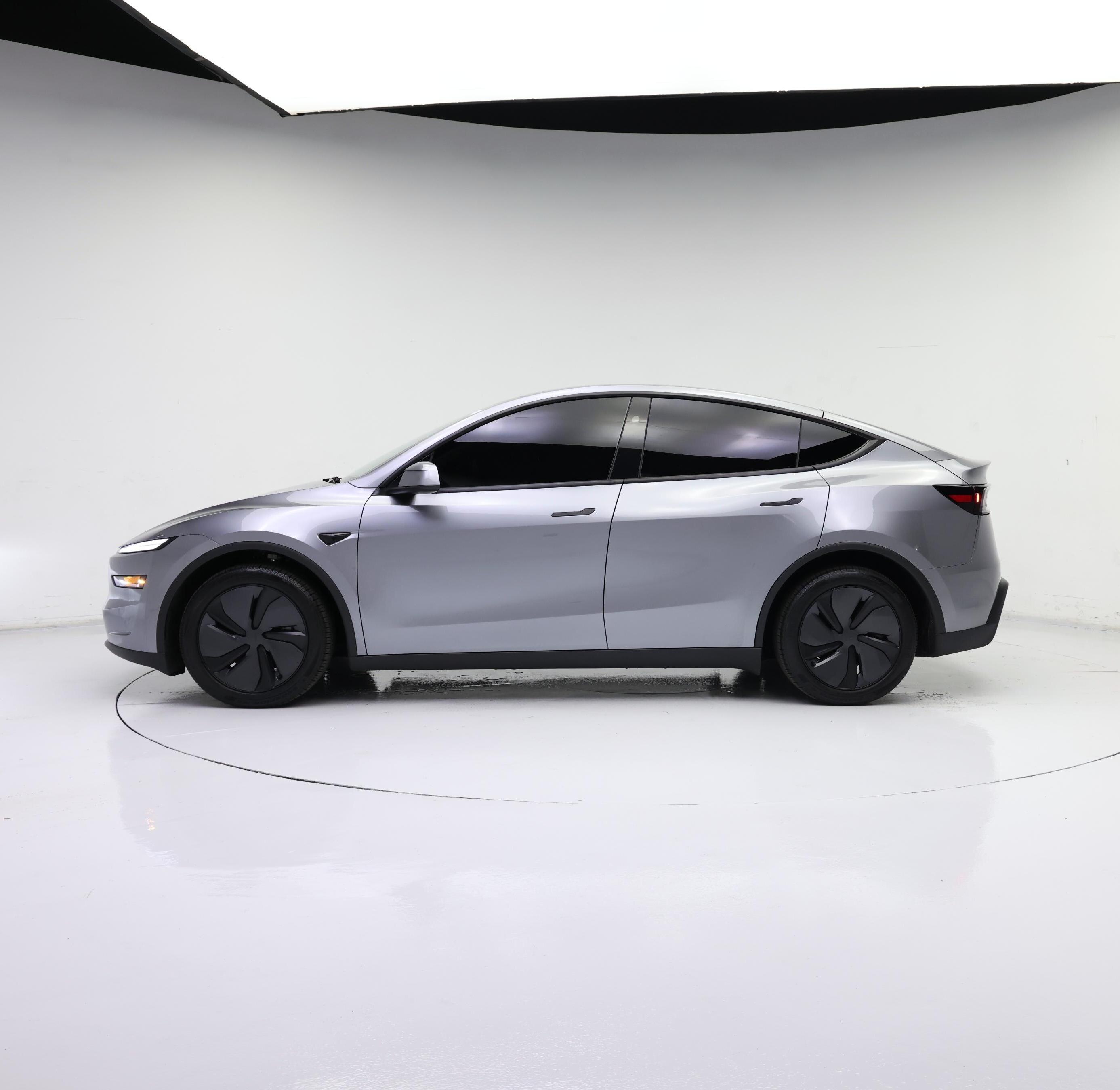 Thumbnail: 2026 Tesla Model Y - 3