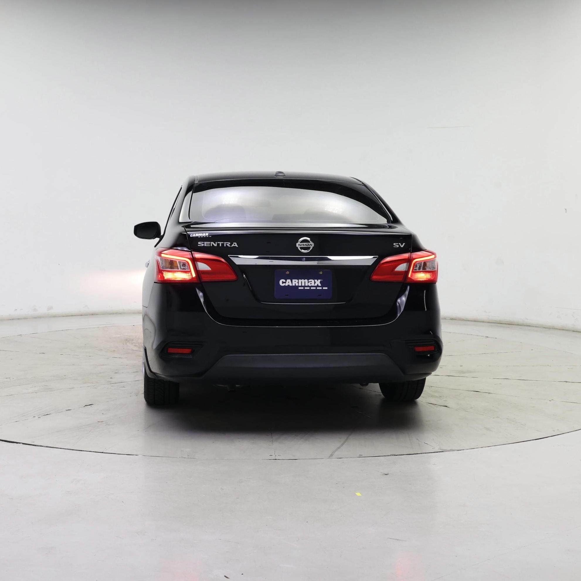 Thumbnail: 2017 Nissan Sentra - 6