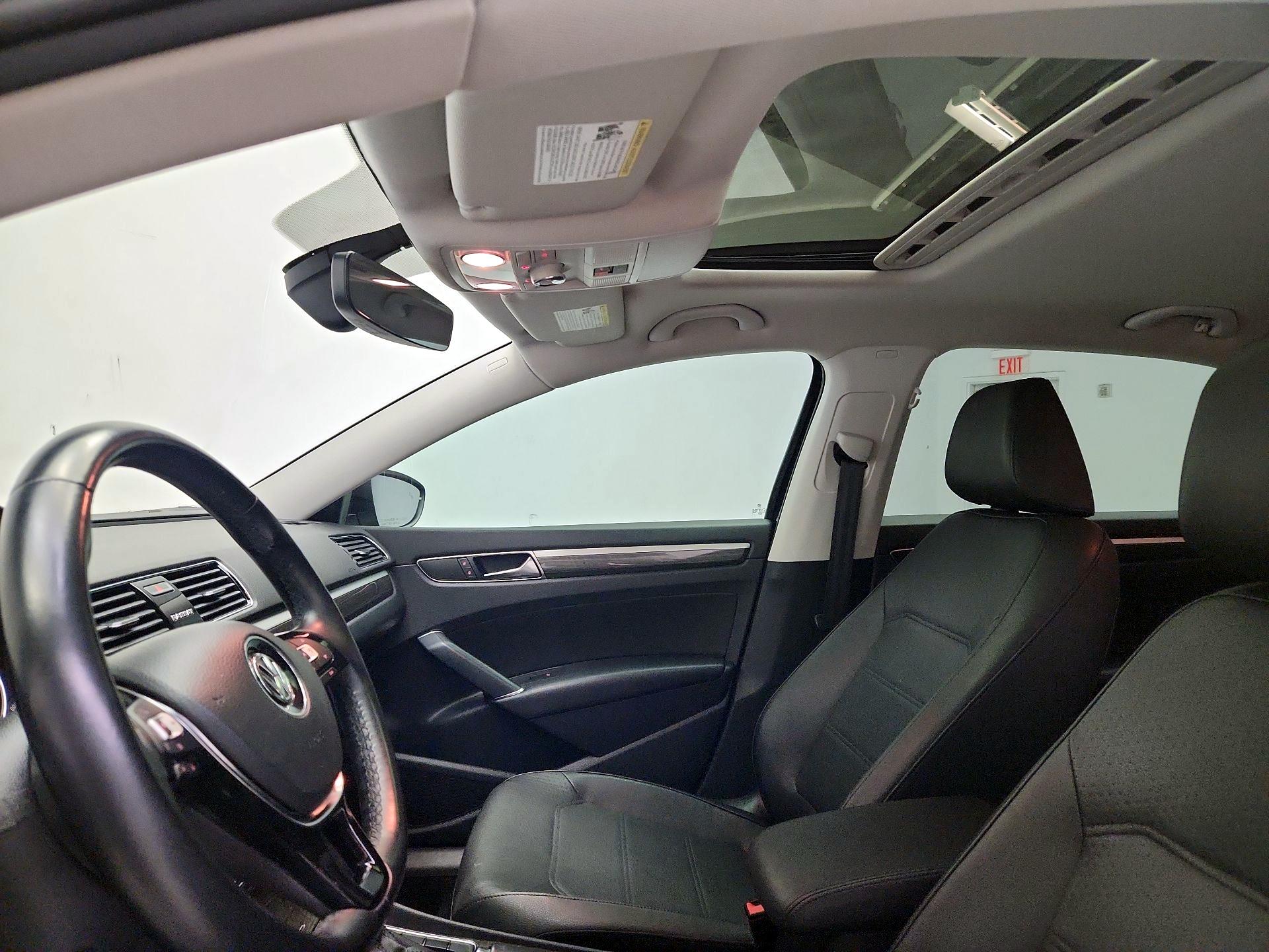 Thumbnail: 2018 Volkswagen Passat - 20