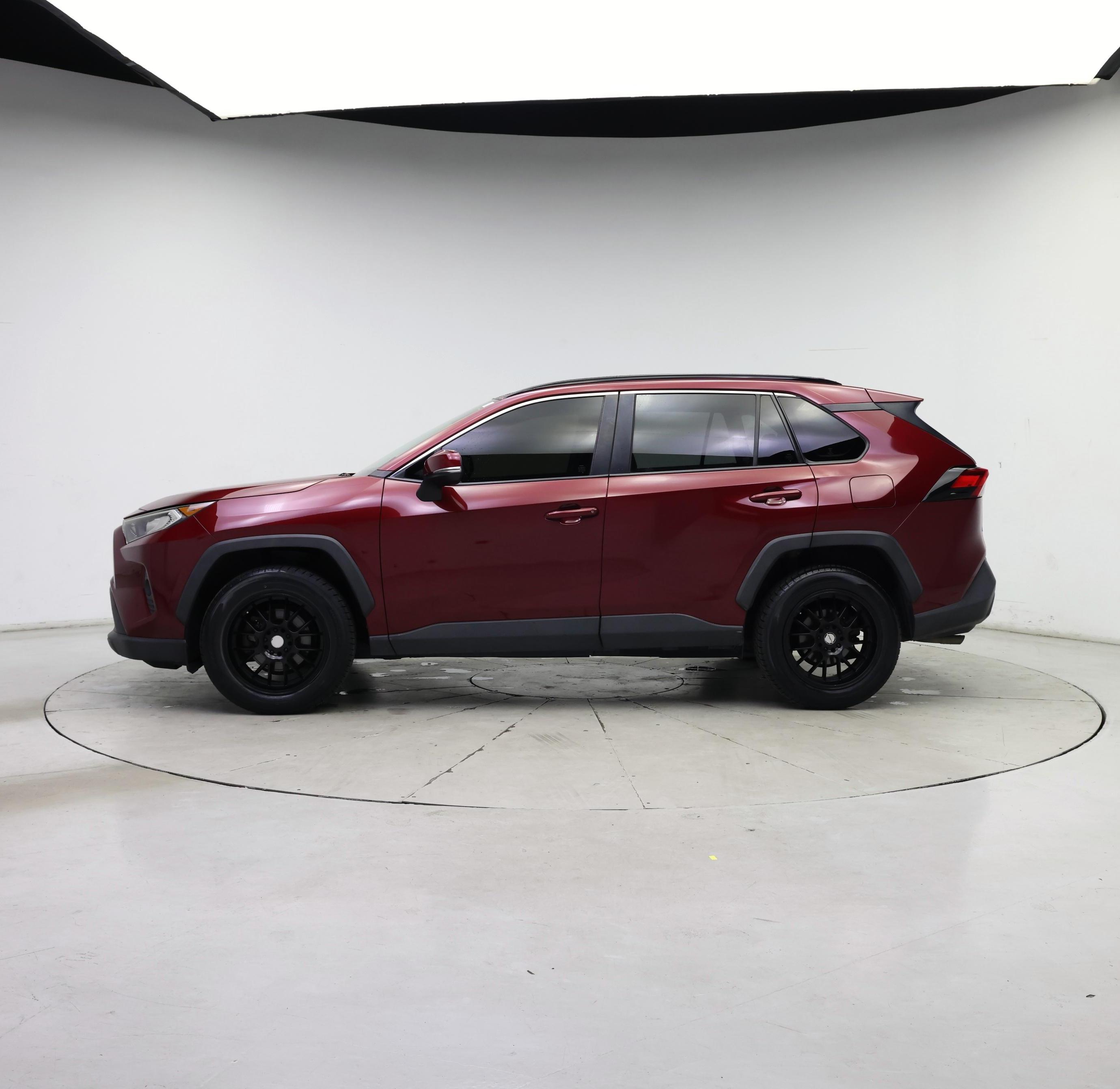 Thumbnail: 2019 Toyota RAV4 - 3