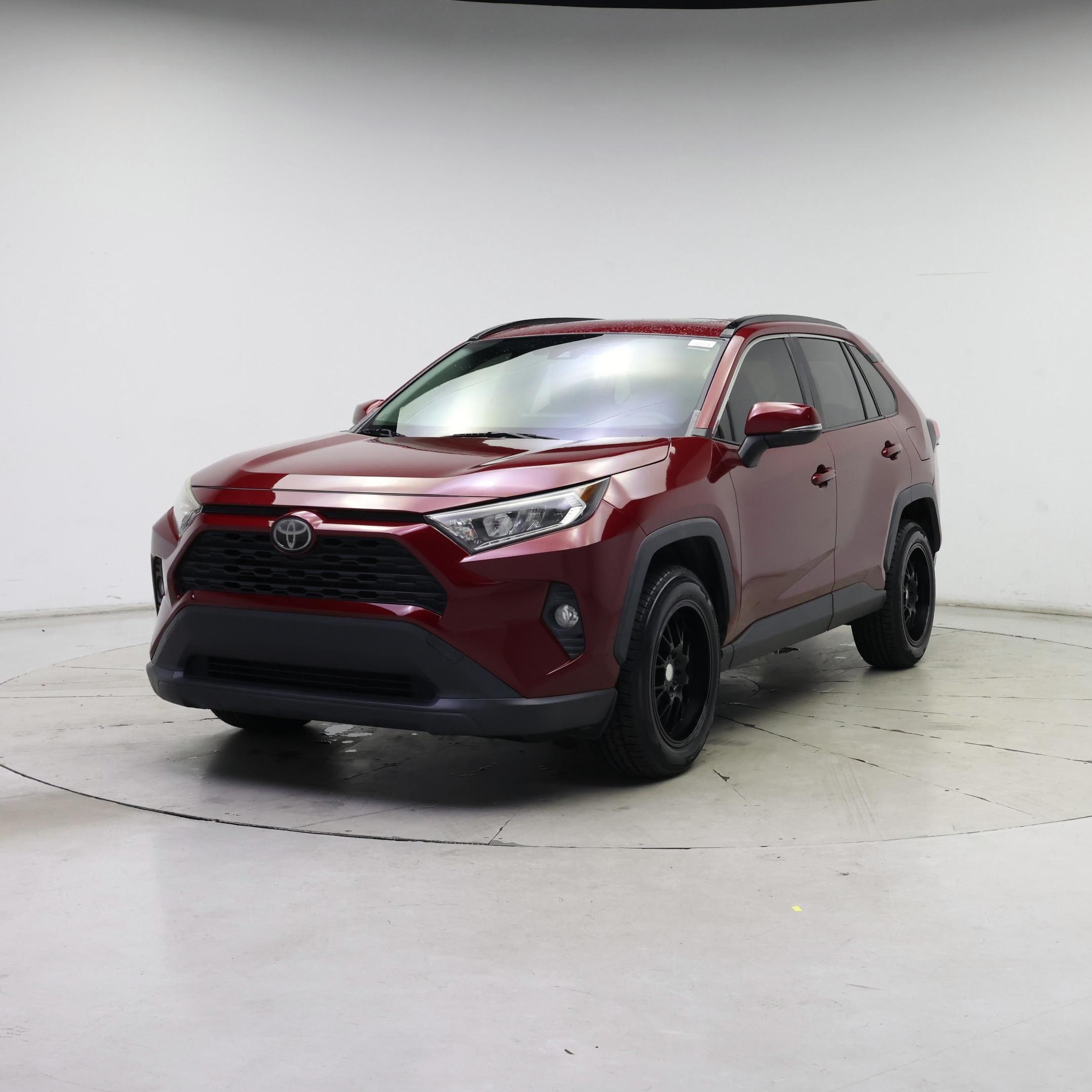 Thumbnail: 2019 Toyota RAV4 - 4