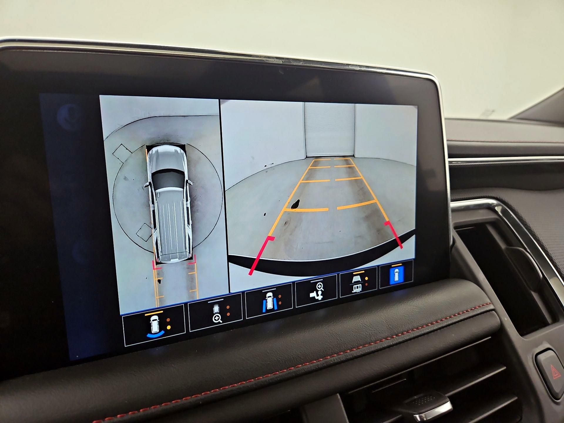 Thumbnail: 2022 Chevrolet Suburban - 15