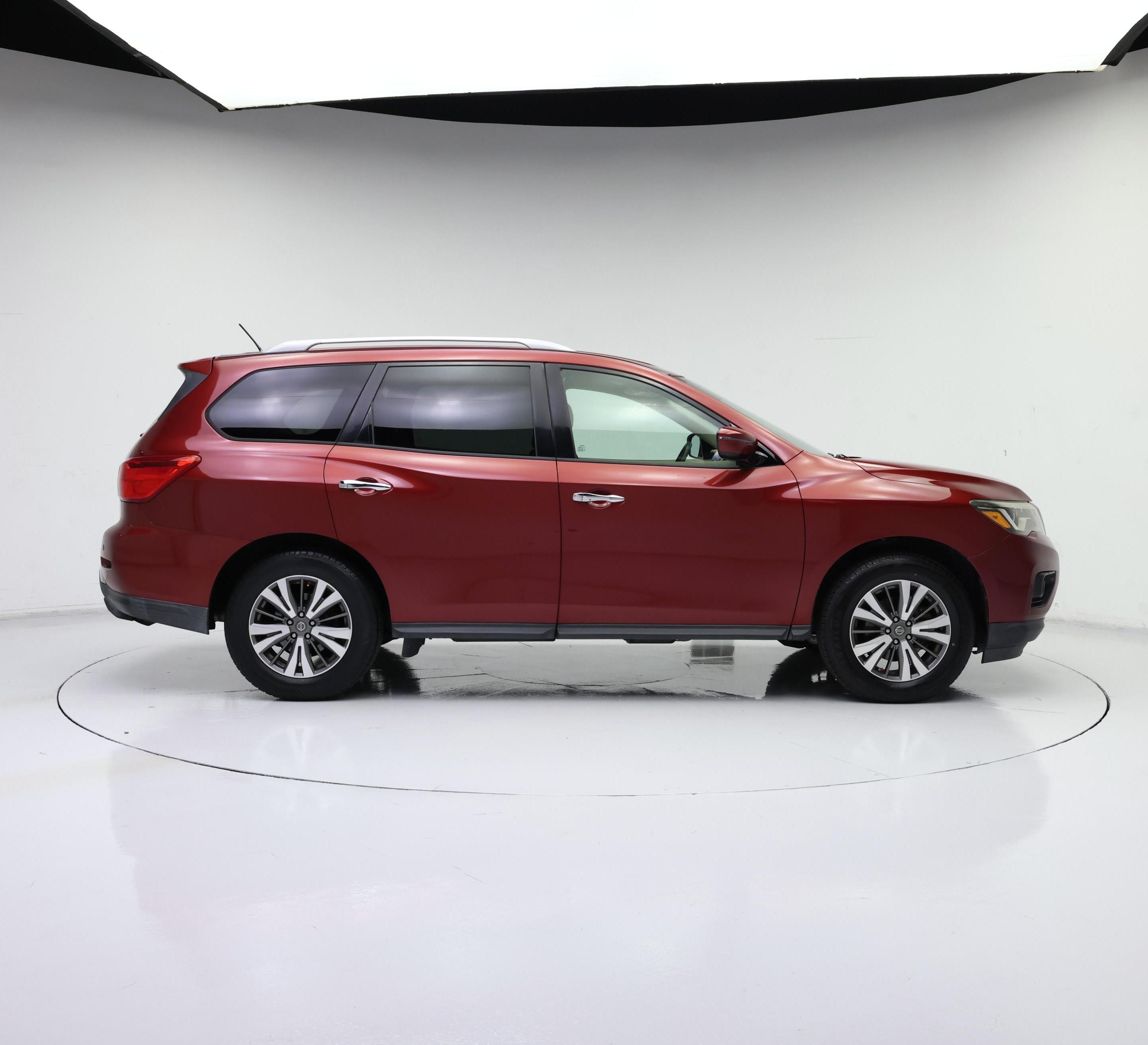 Thumbnail: 2017 Nissan Pathfinder - 7