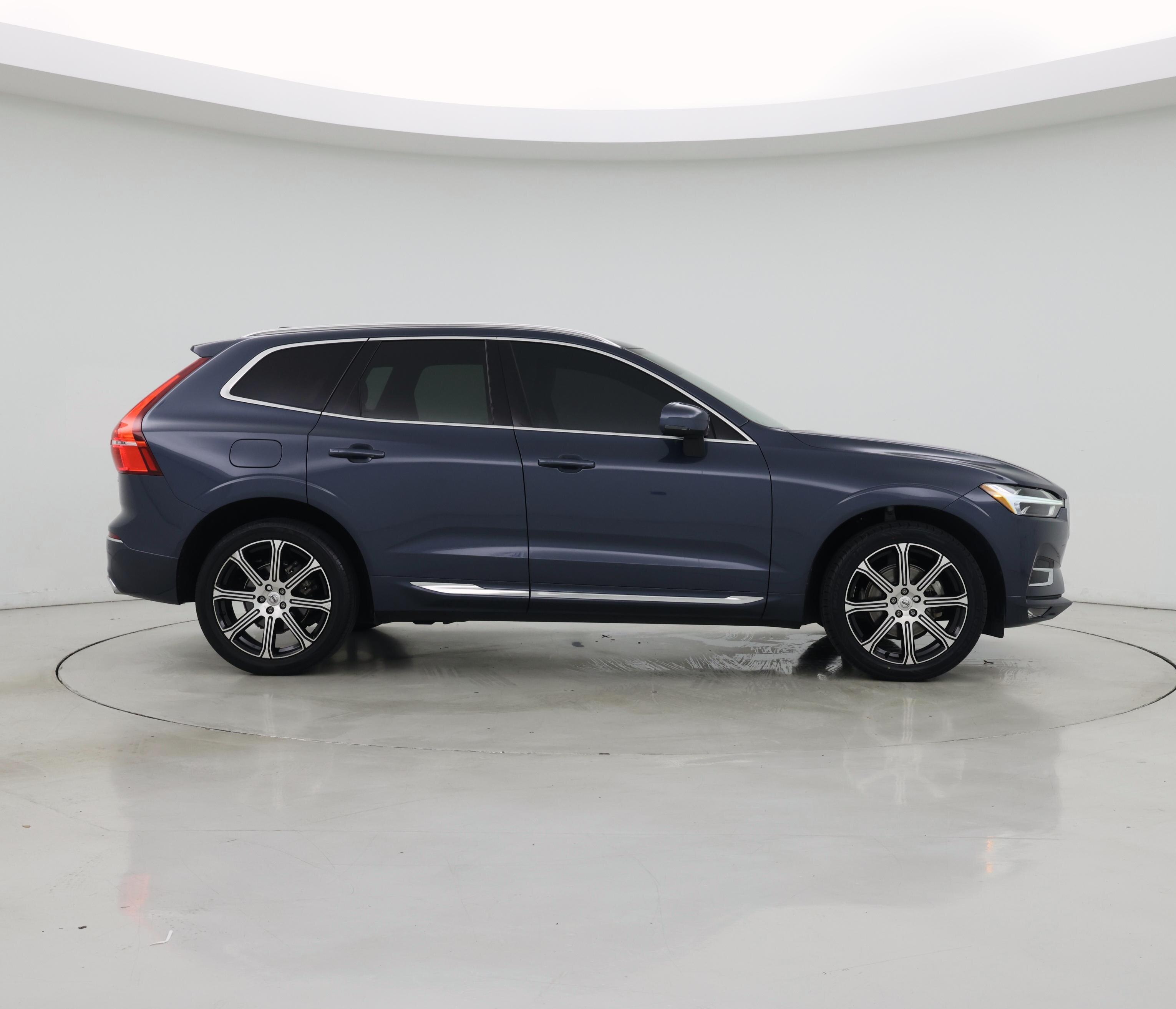 Thumbnail: 2021 Volvo XC60 - 7