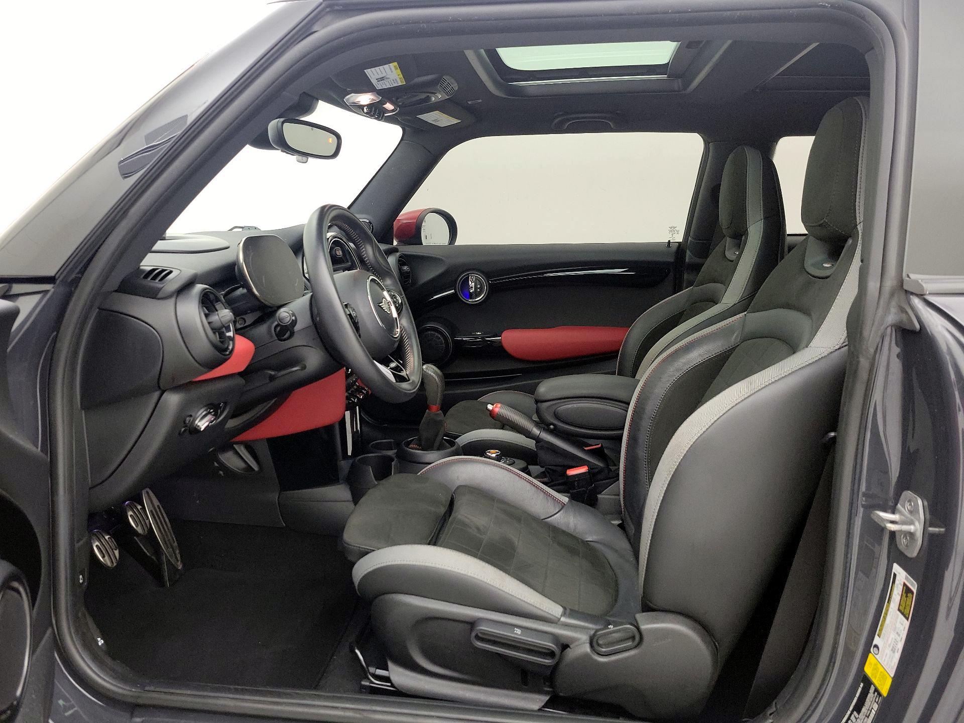 Thumbnail: 2021 MINI Cooper Hardtop - 11