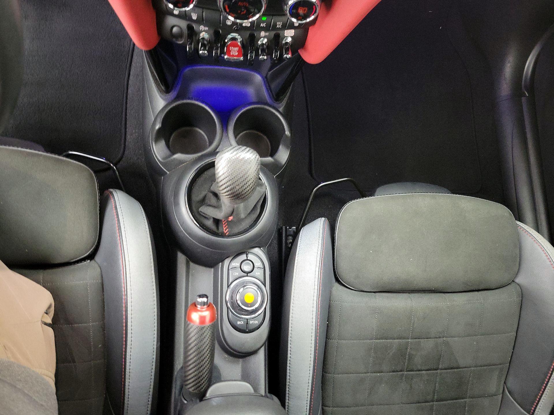 Thumbnail: 2021 MINI Cooper Hardtop - 18