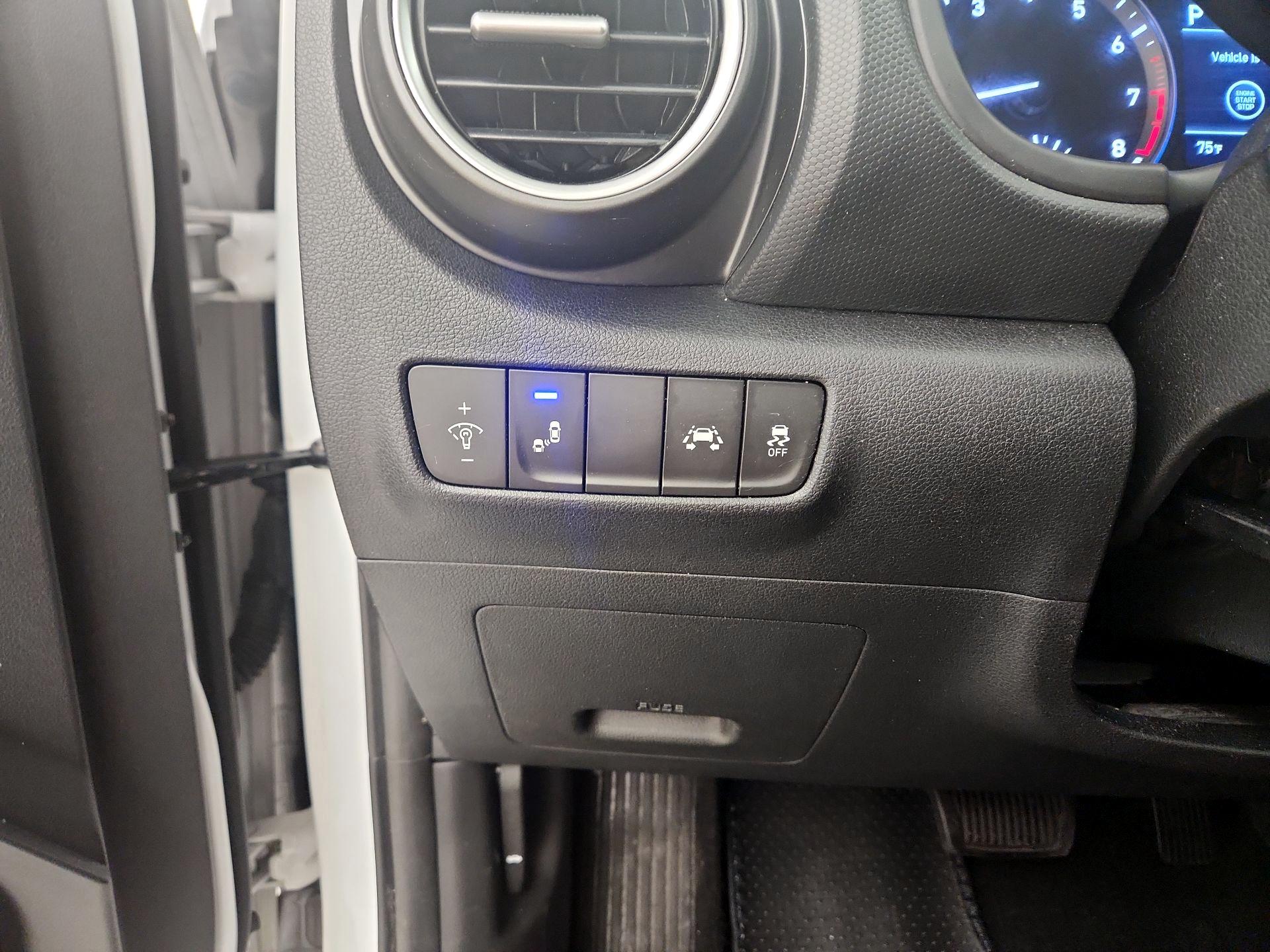 Thumbnail: 2019 Hyundai Kona - 13