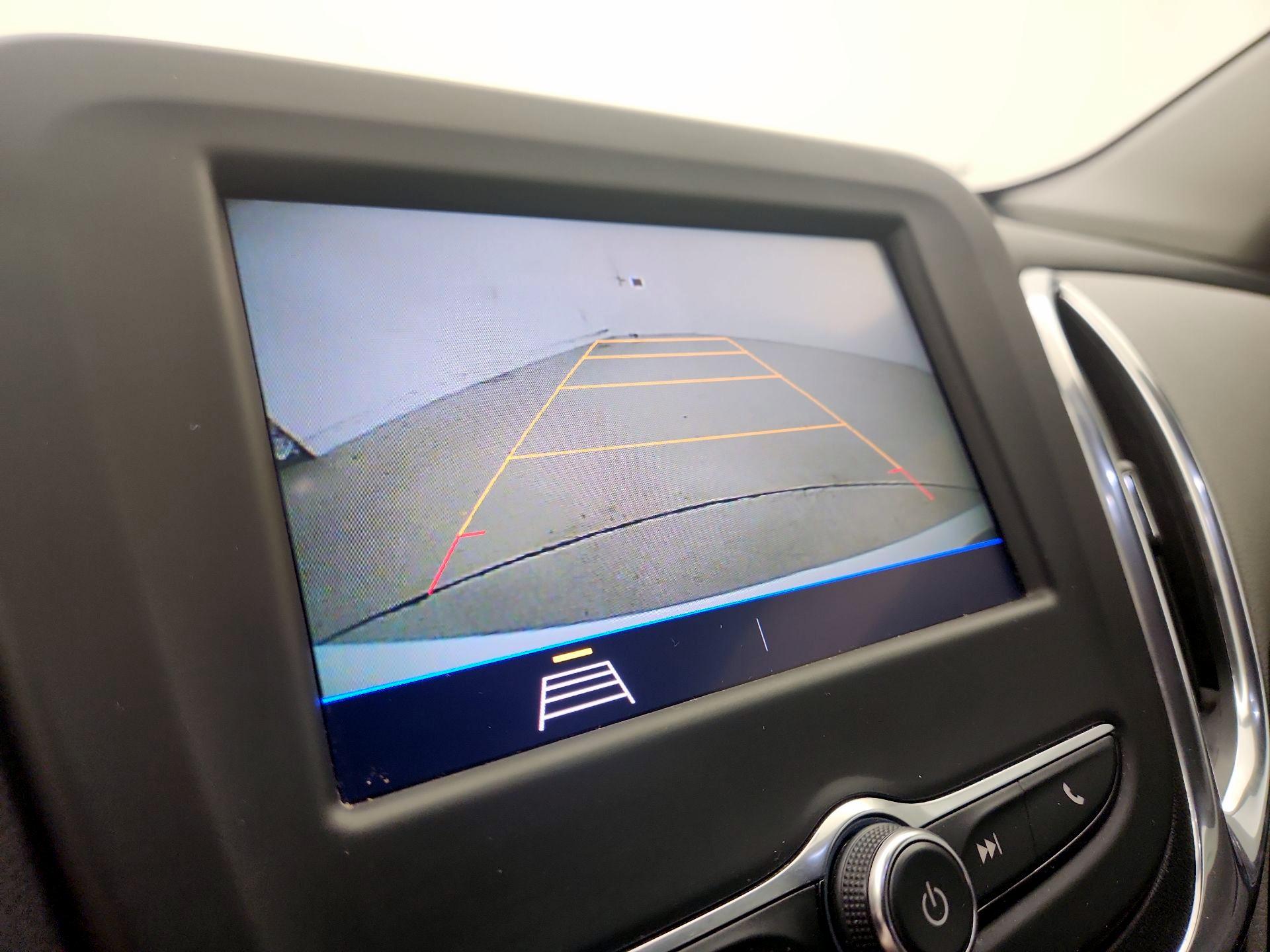 Thumbnail: 2020 Chevrolet Equinox - 14