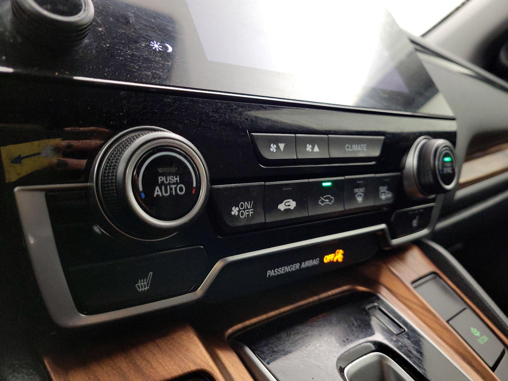 Thumbnail: 2019 Honda CR-V - 16