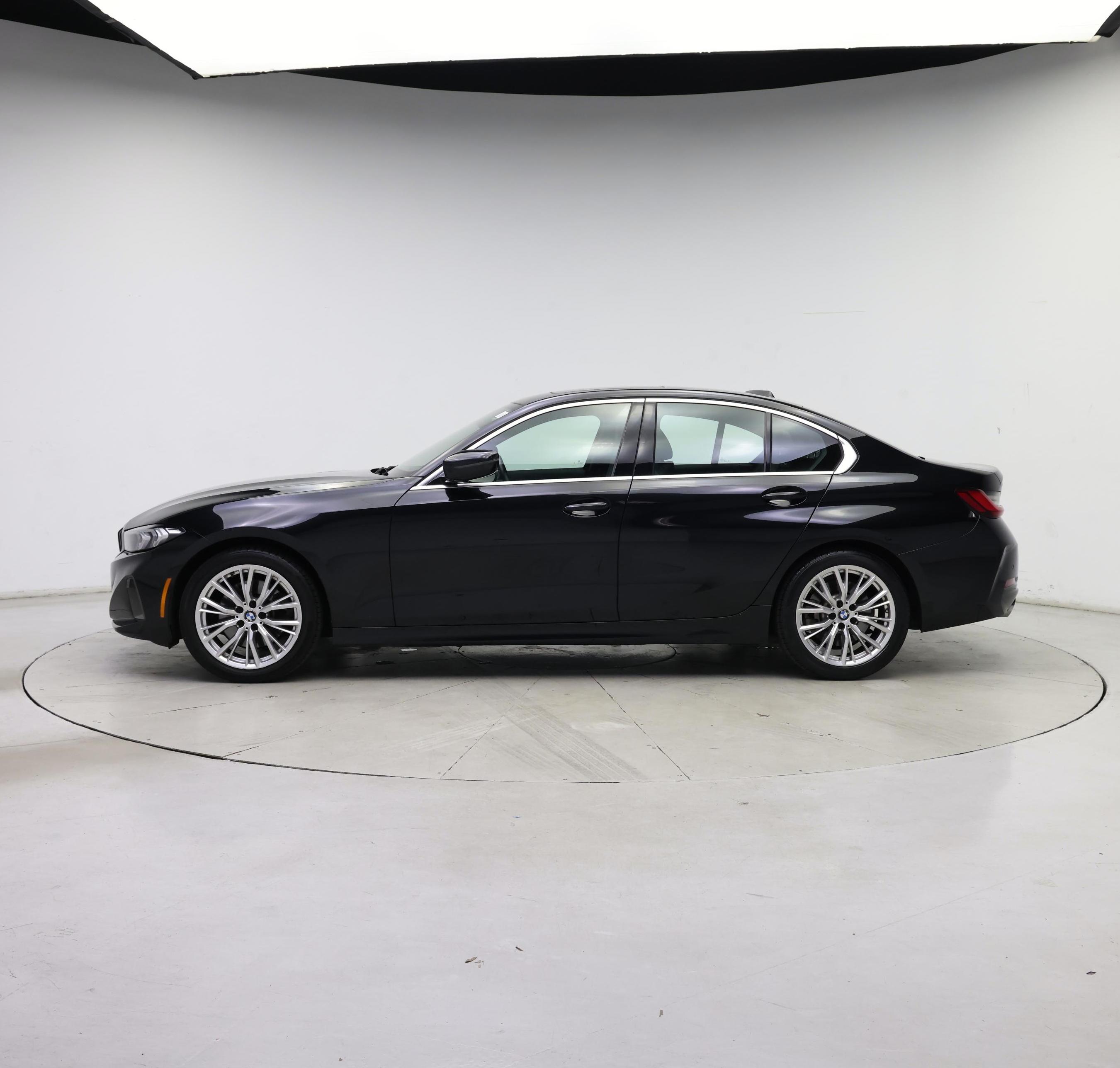 Thumbnail: 2024 BMW 3 Series - 3