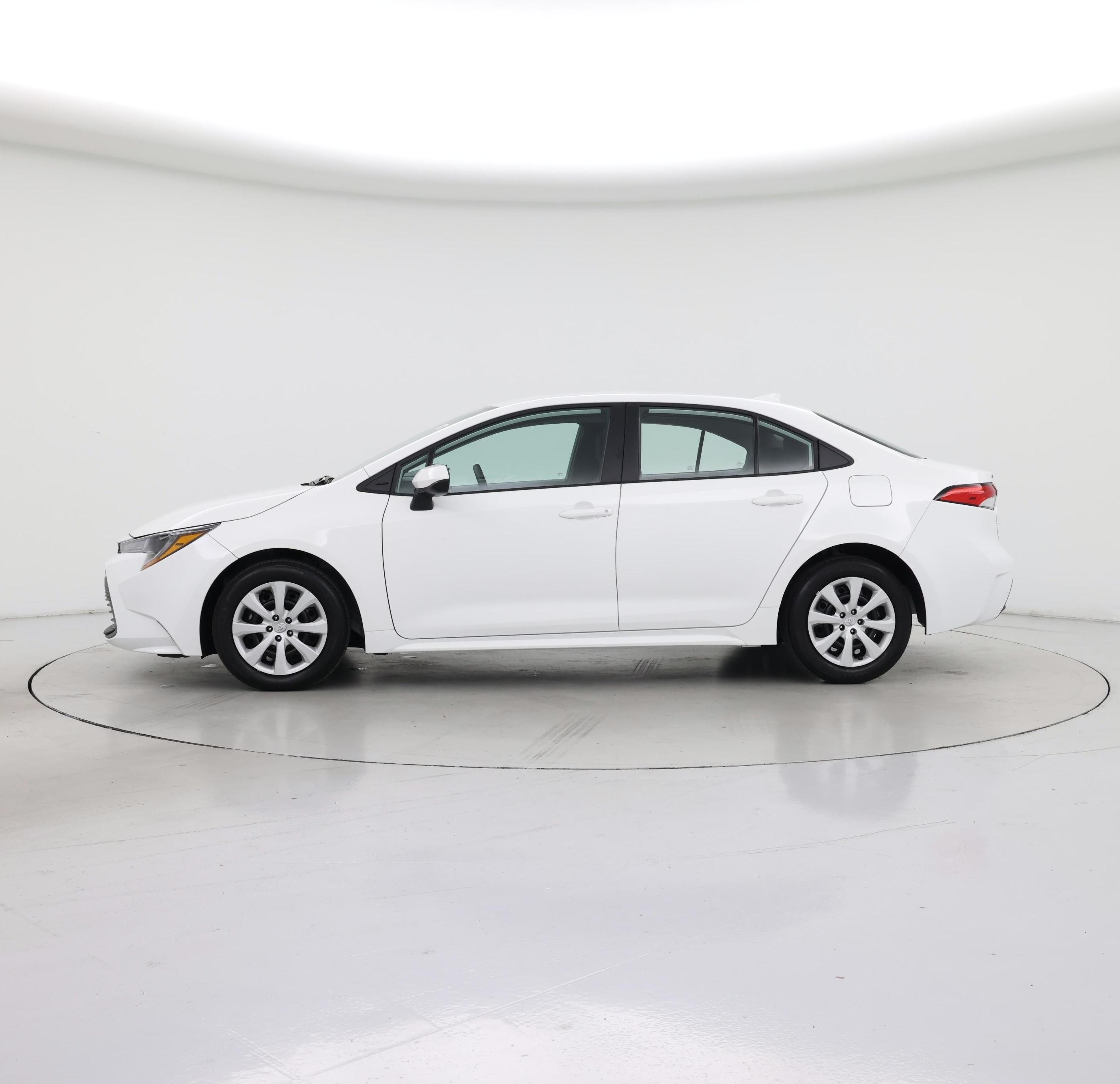 Thumbnail: 2024 Toyota Corolla - 3