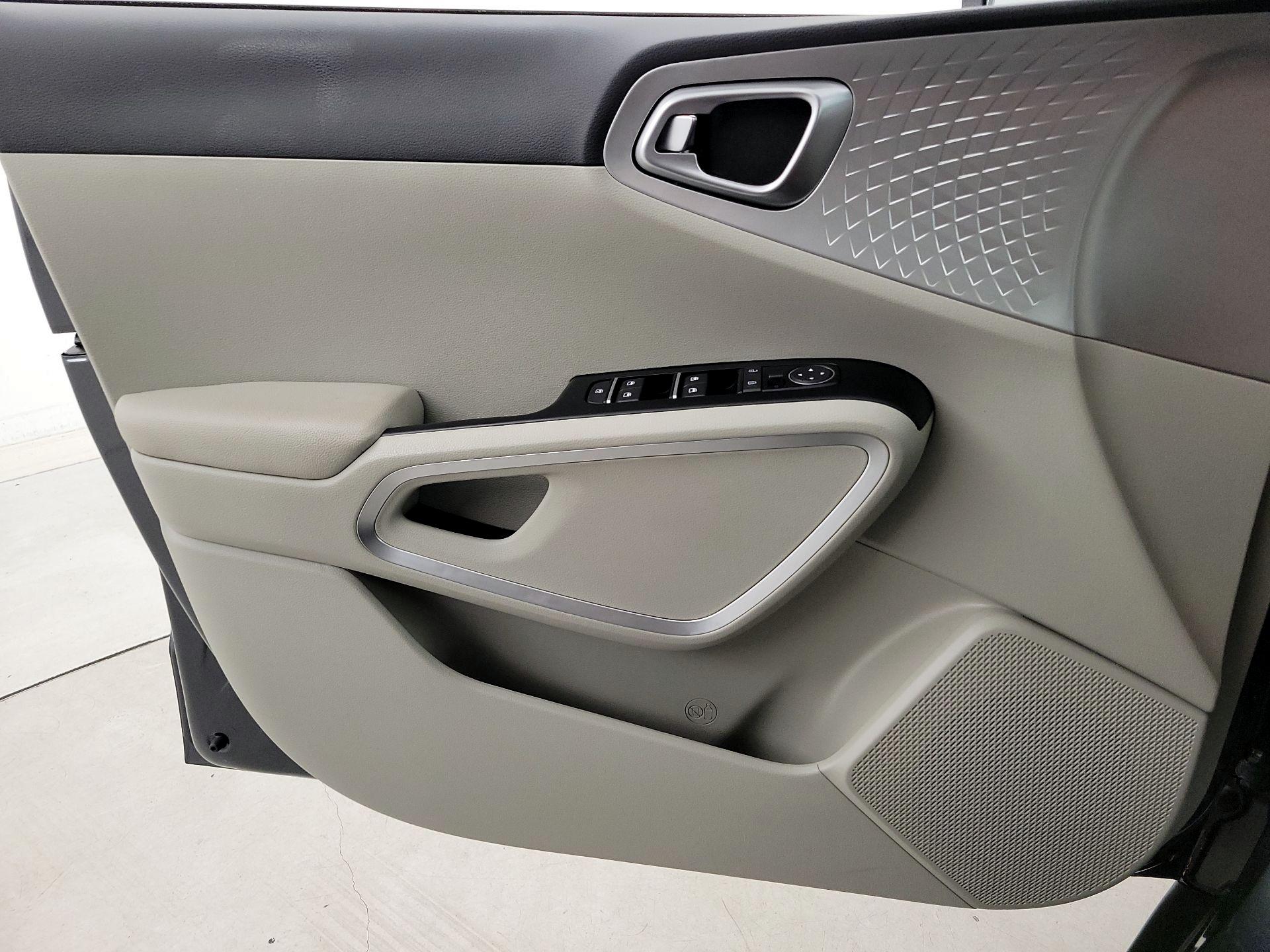 Thumbnail: 2024 Kia Soul - 12