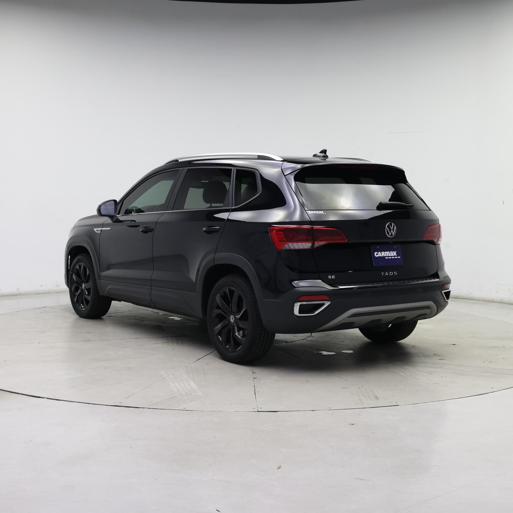 Thumbnail: 2022 Volkswagen Taos - 2