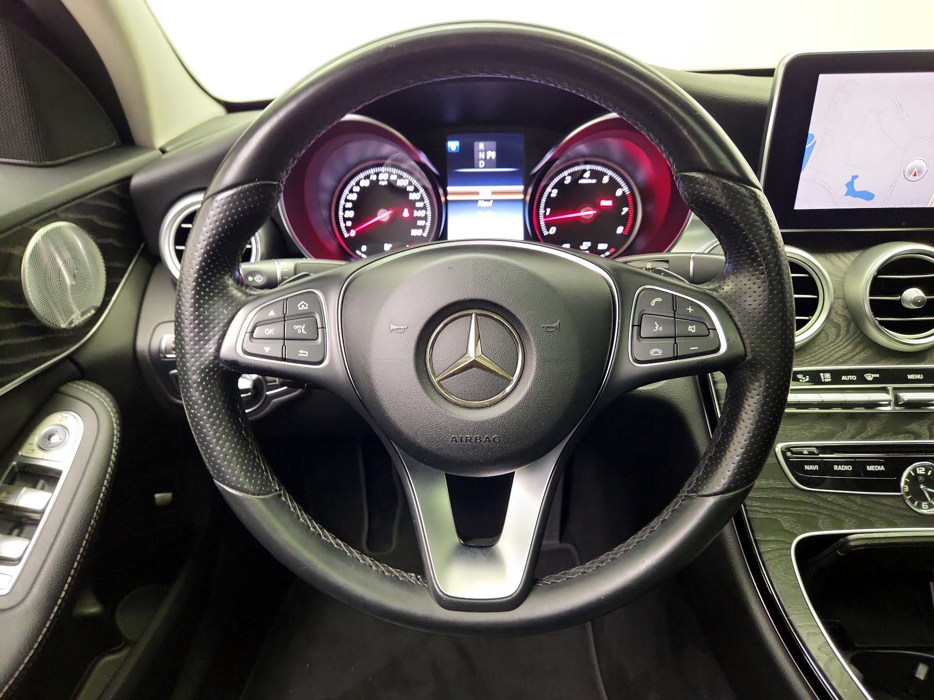 Thumbnail: 2016 Mercedes-Benz C-Class - 10
