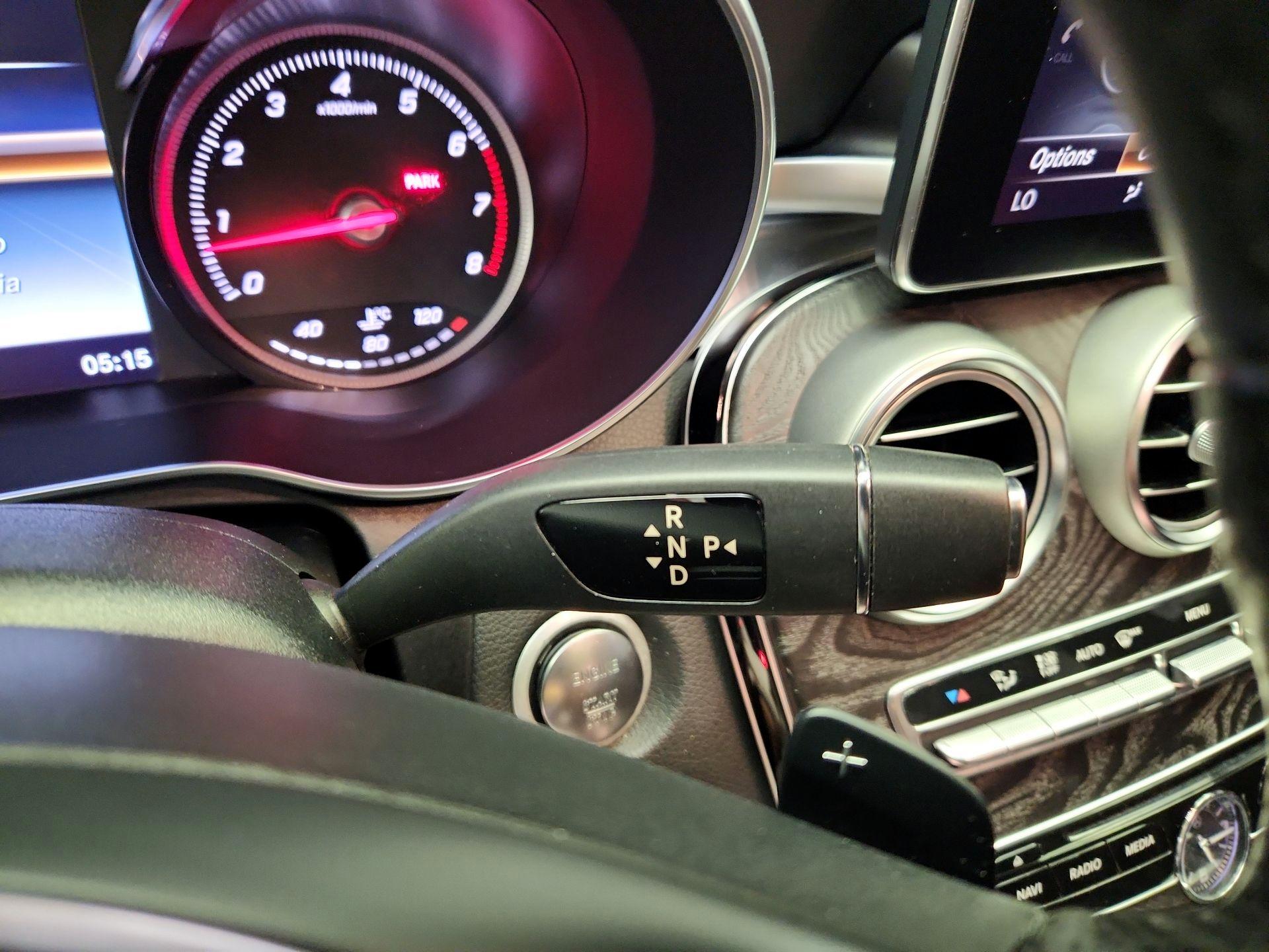 Thumbnail: 2016 Mercedes-Benz C-Class - 18