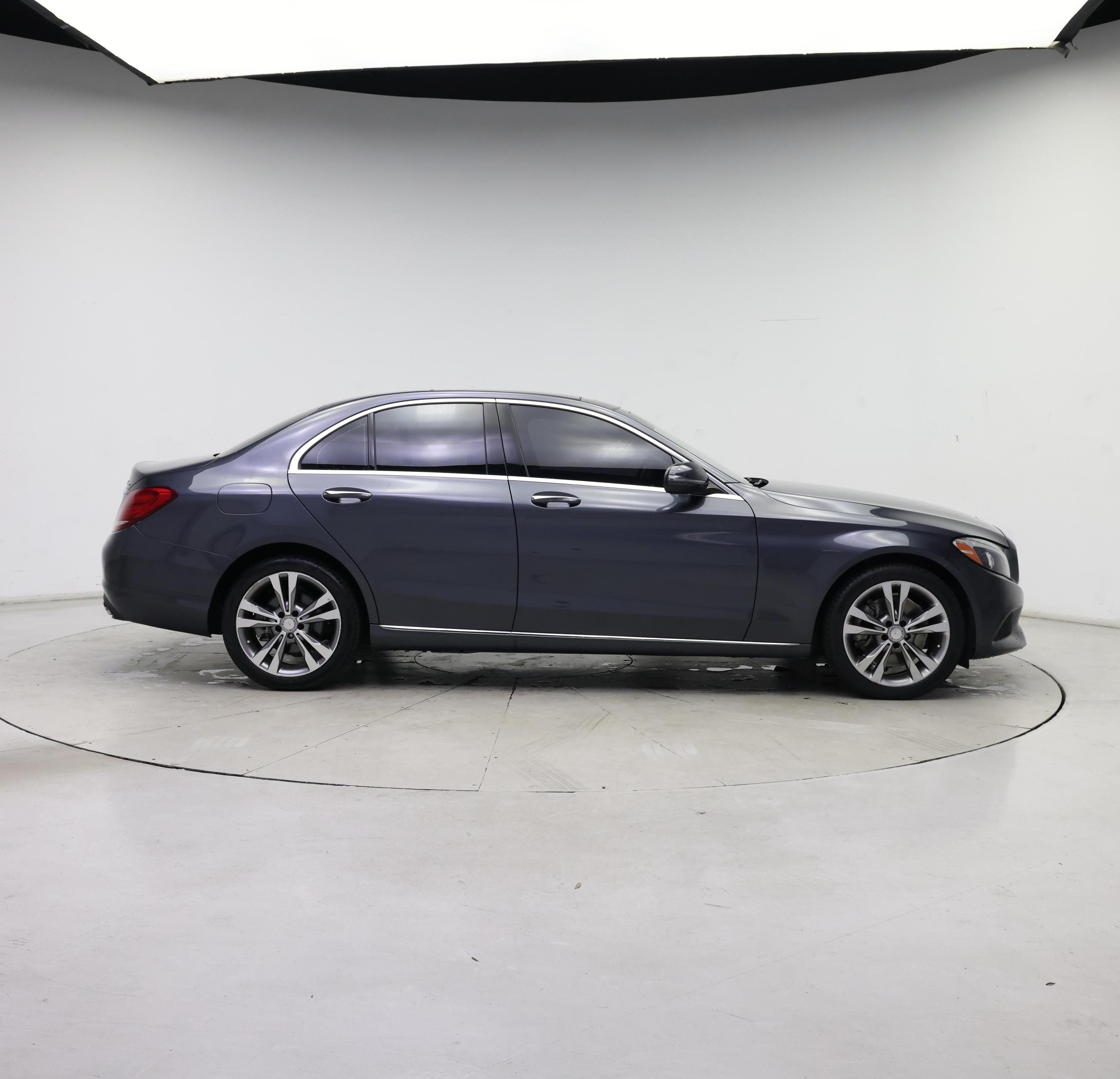 Thumbnail: 2016 Mercedes-Benz C-Class - 7