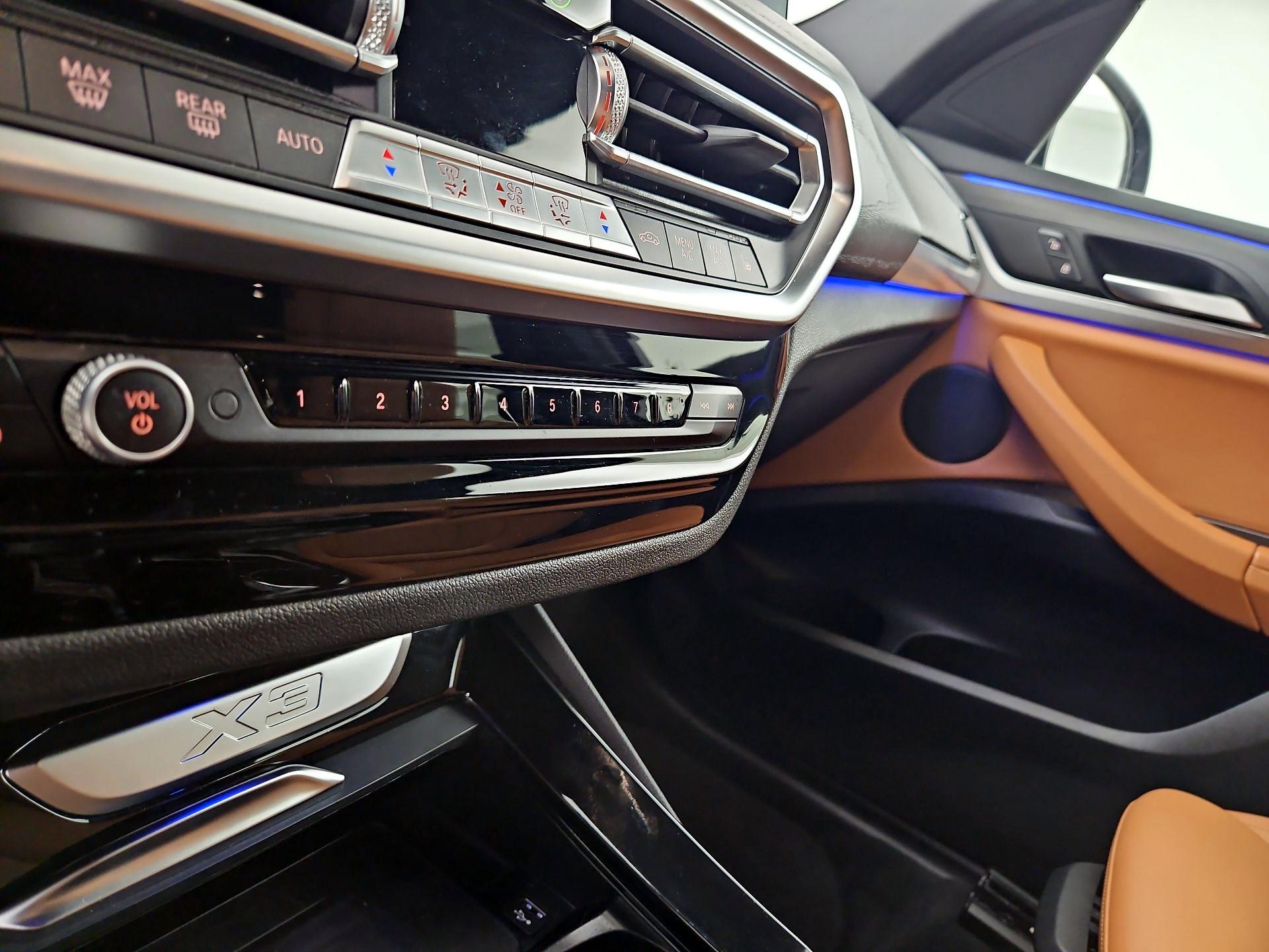 Thumbnail: 2023 BMW X3 - 17