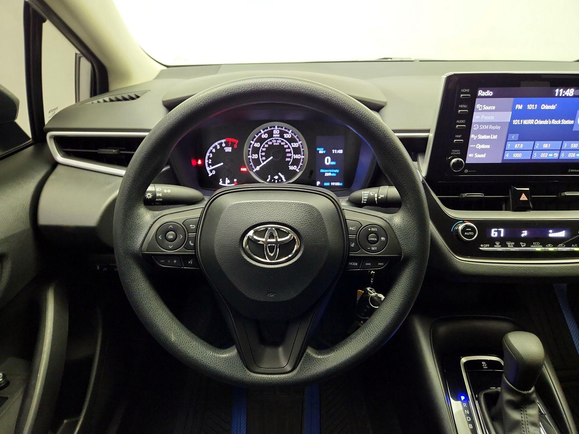 Thumbnail: 2021 Toyota Corolla - 10