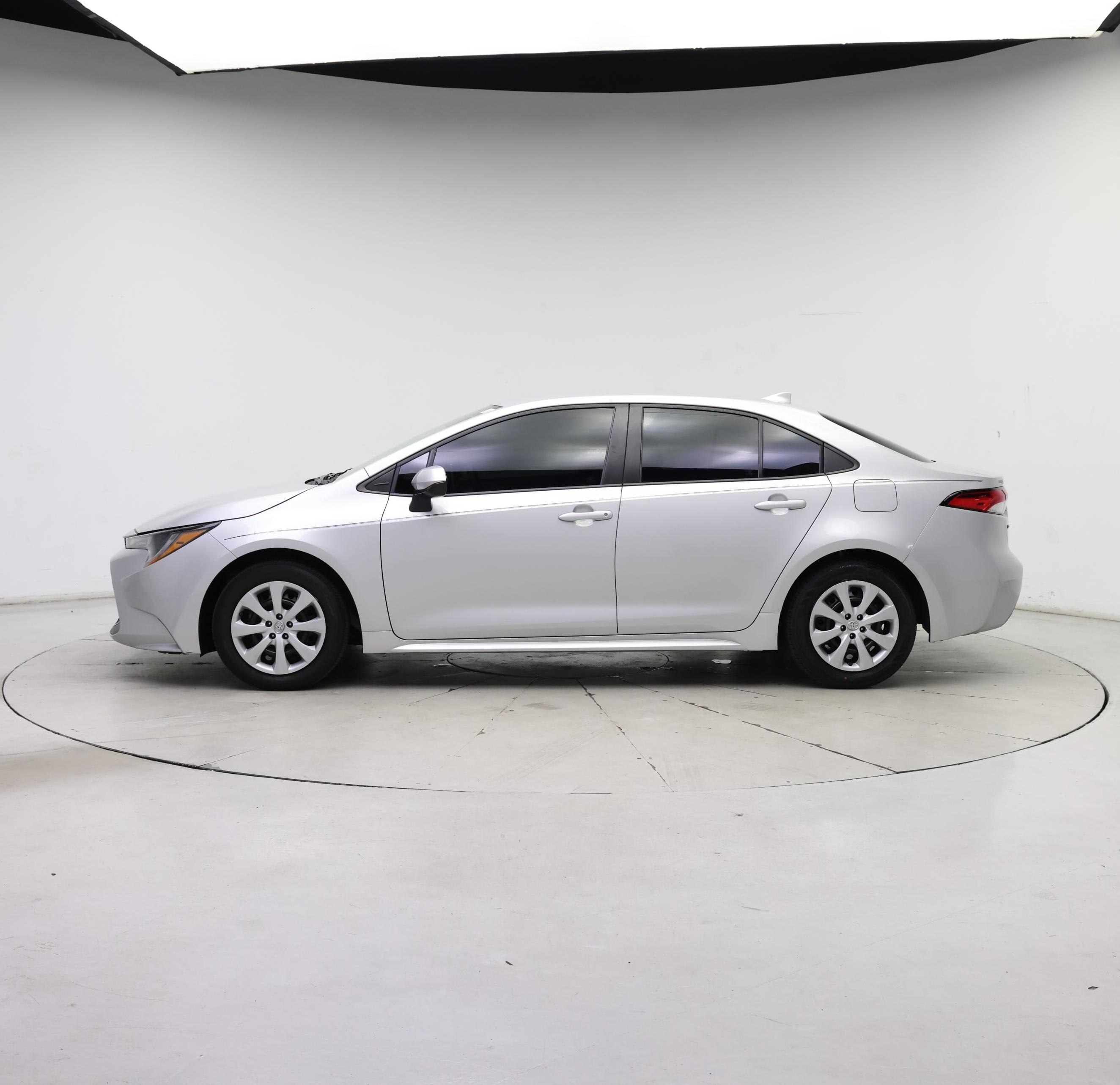 Thumbnail: 2021 Toyota Corolla - 3