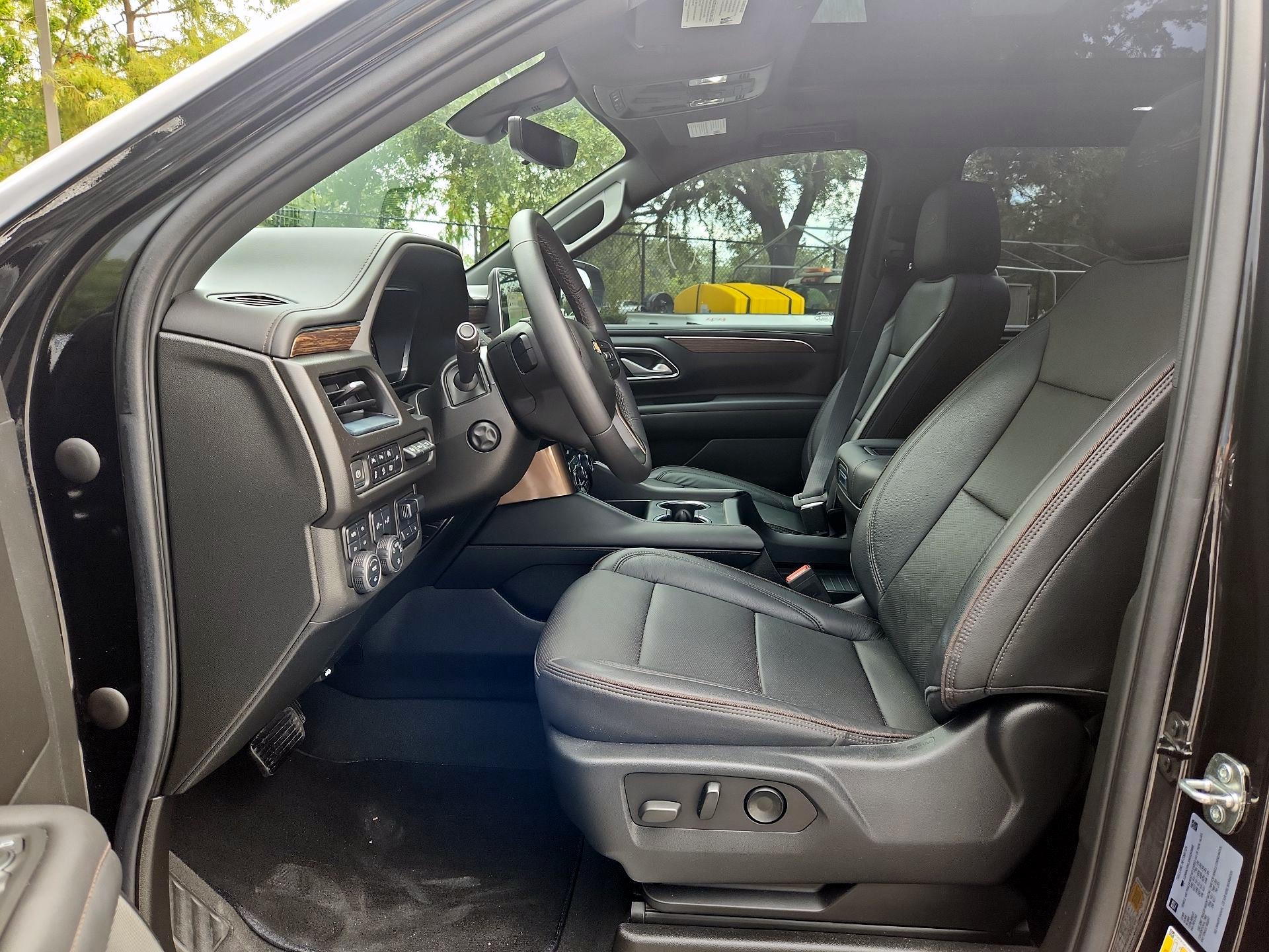 Thumbnail: 2022 Chevrolet Suburban - 9