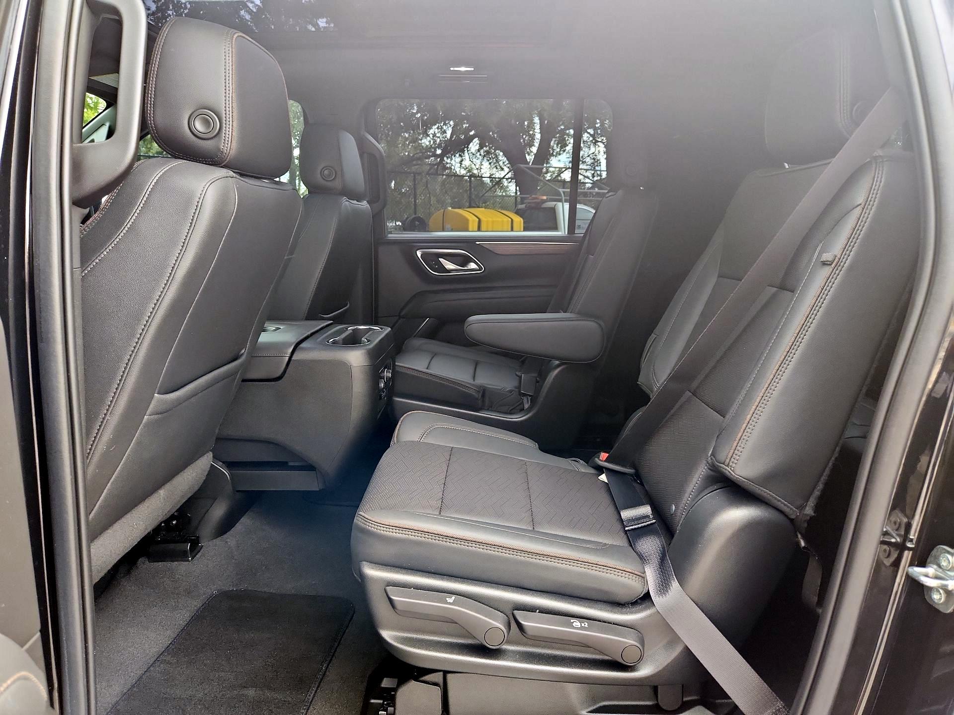 Thumbnail: 2022 Chevrolet Suburban - 19