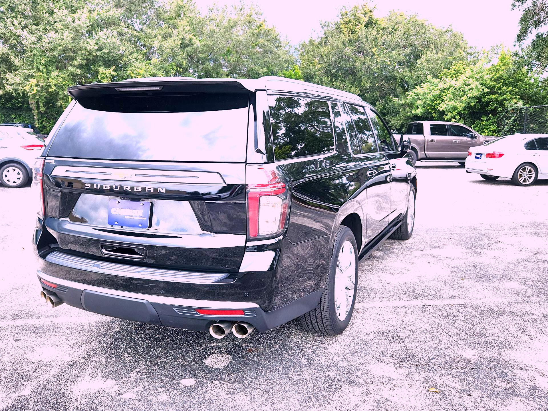 Thumbnail: 2022 Chevrolet Suburban - 5