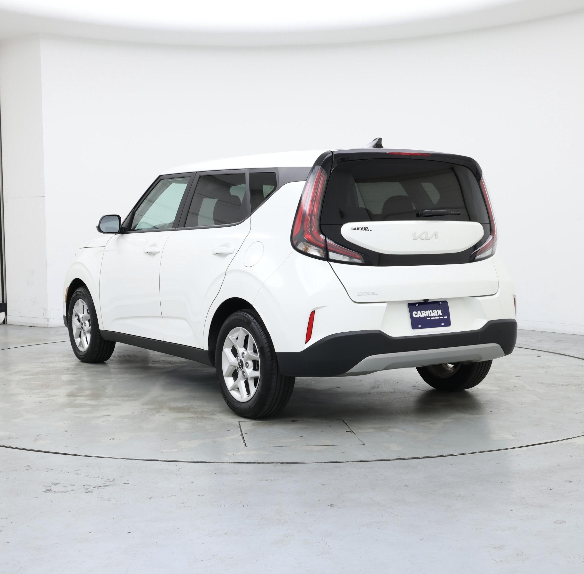 Thumbnail: 2023 Kia Soul - 2