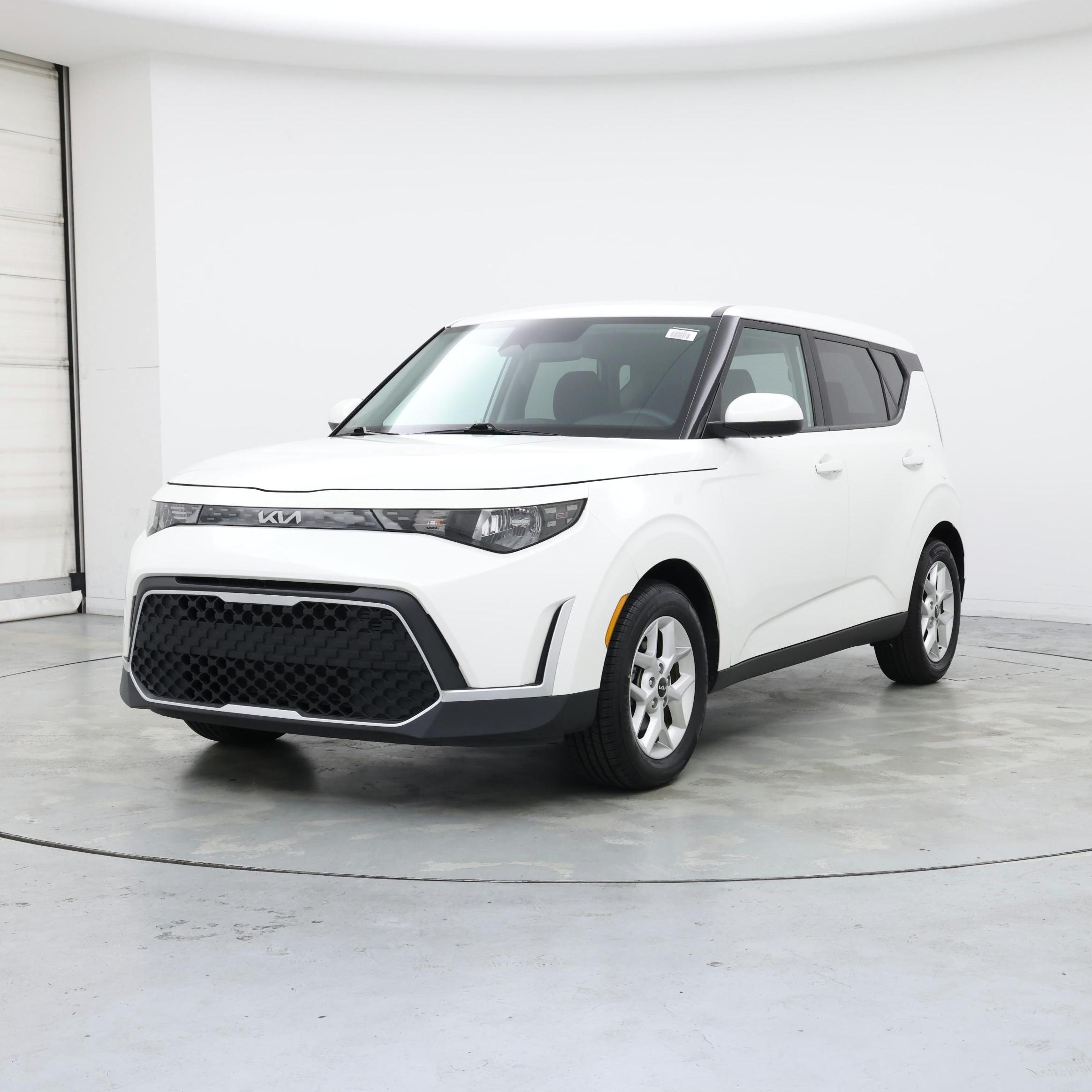 Thumbnail: 2023 Kia Soul - 4