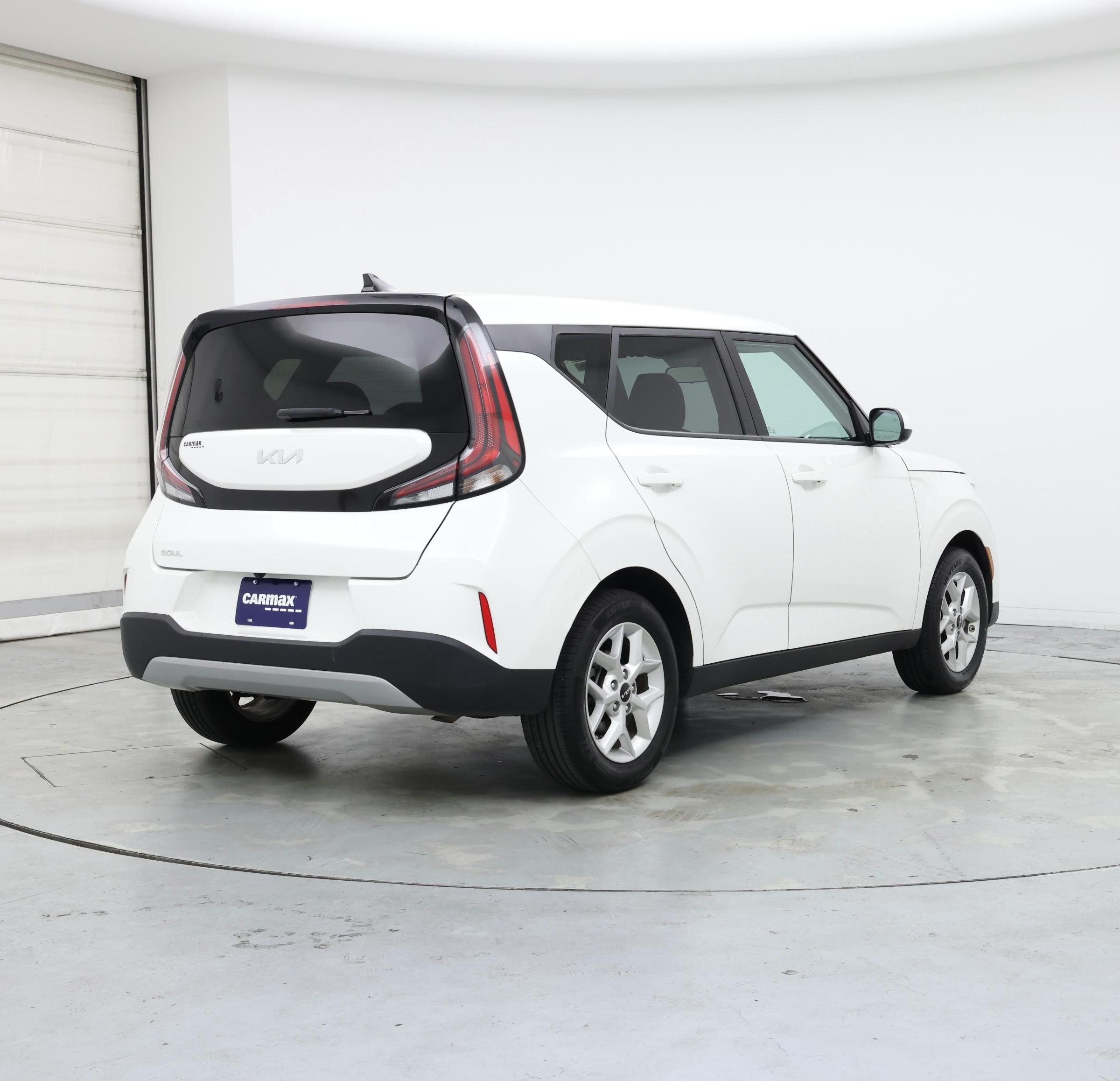 Thumbnail: 2023 Kia Soul - 8