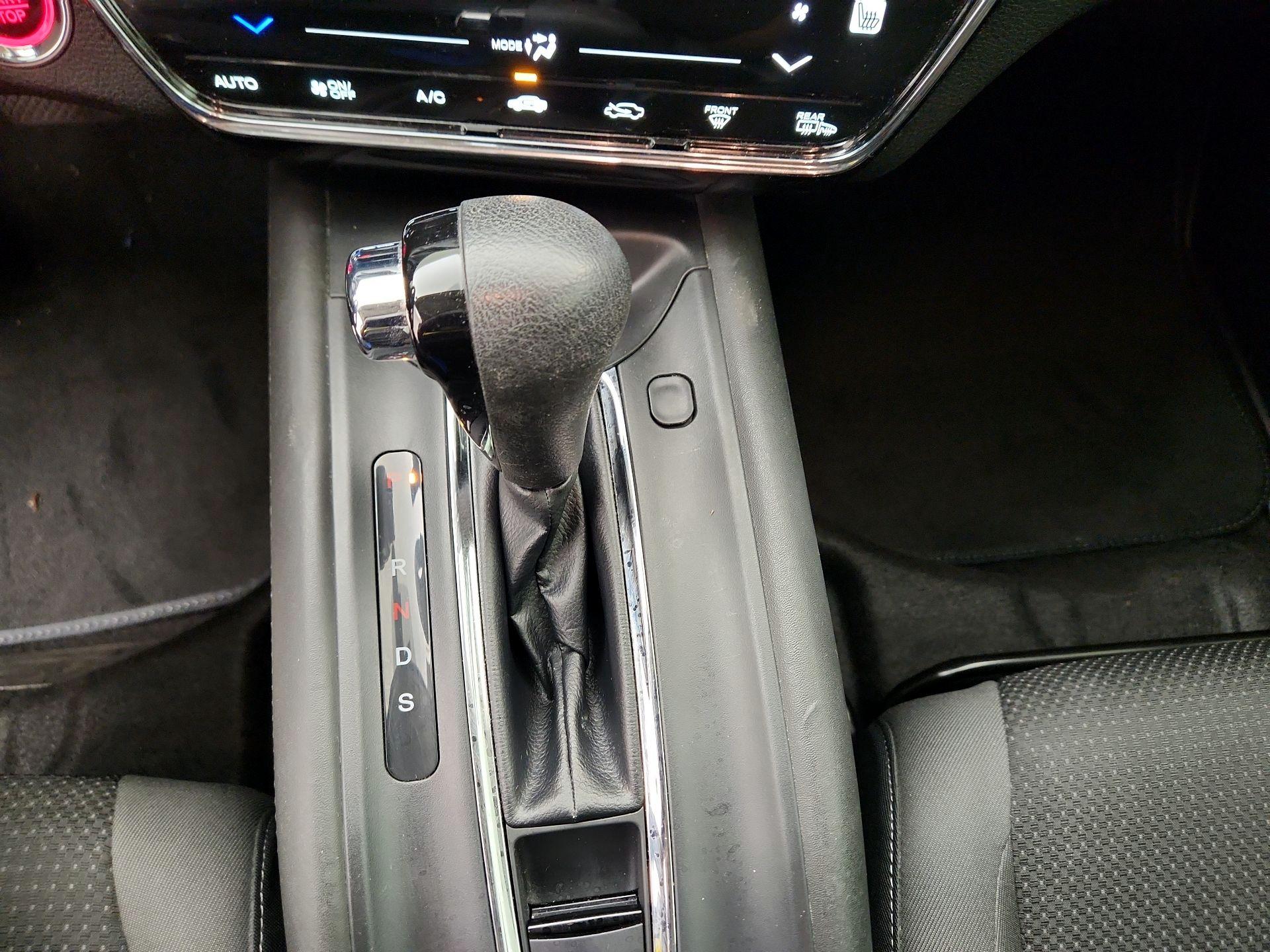 Thumbnail: 2022 Honda HR-V - 17