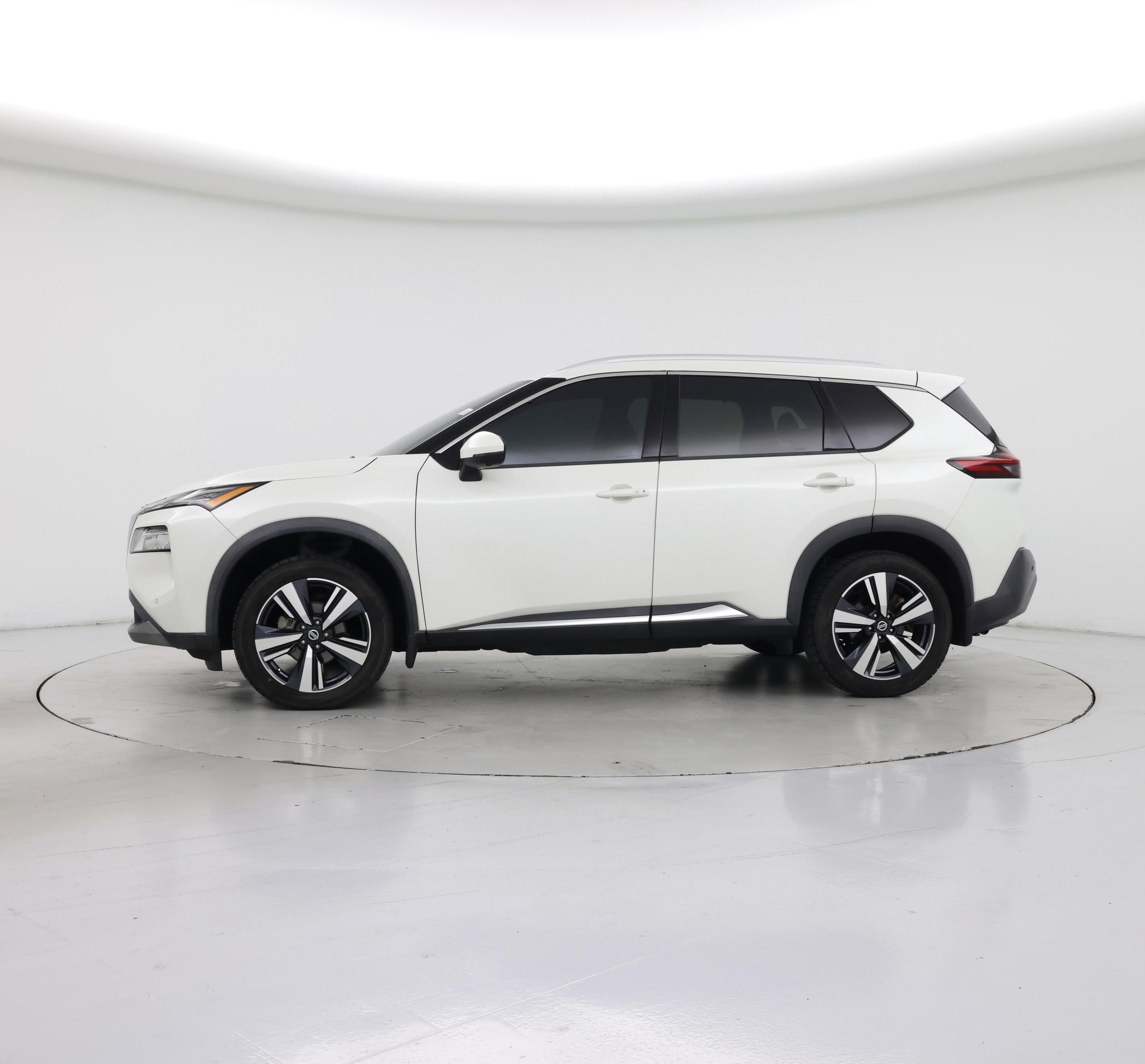 Thumbnail: 2021 Nissan Rogue - 3