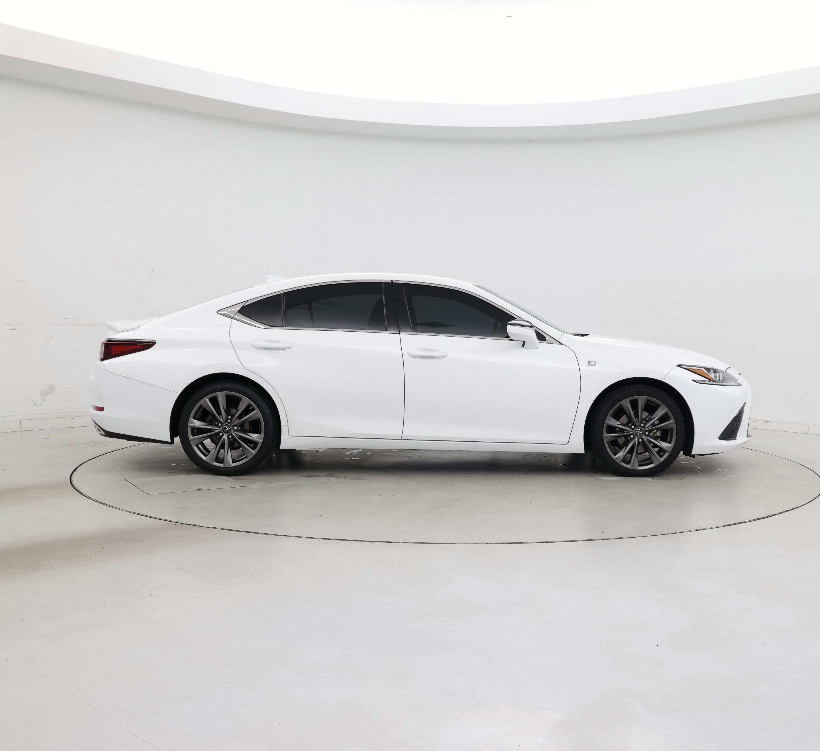 Thumbnail: 2020 Lexus ES - 7
