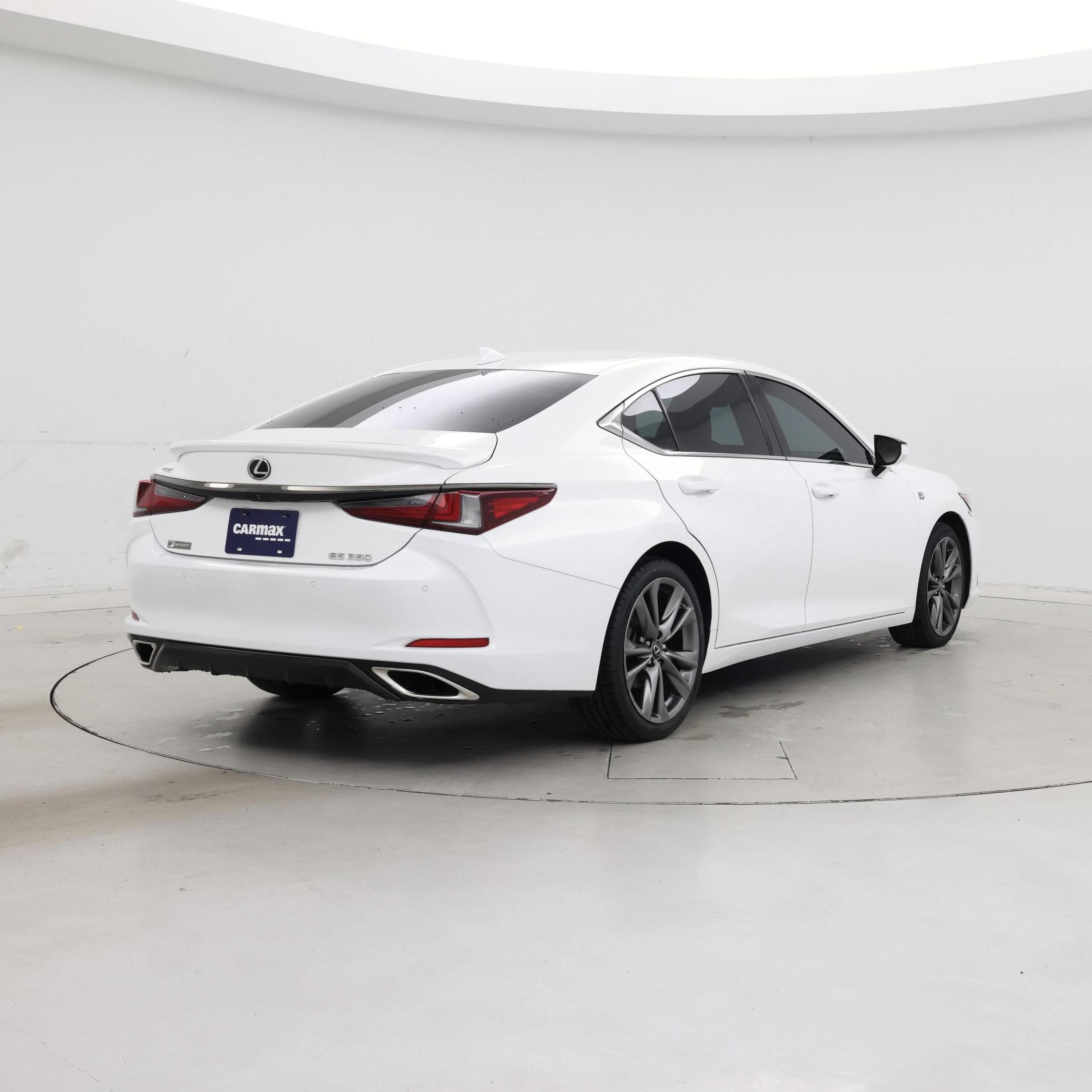 Thumbnail: 2020 Lexus ES - 8