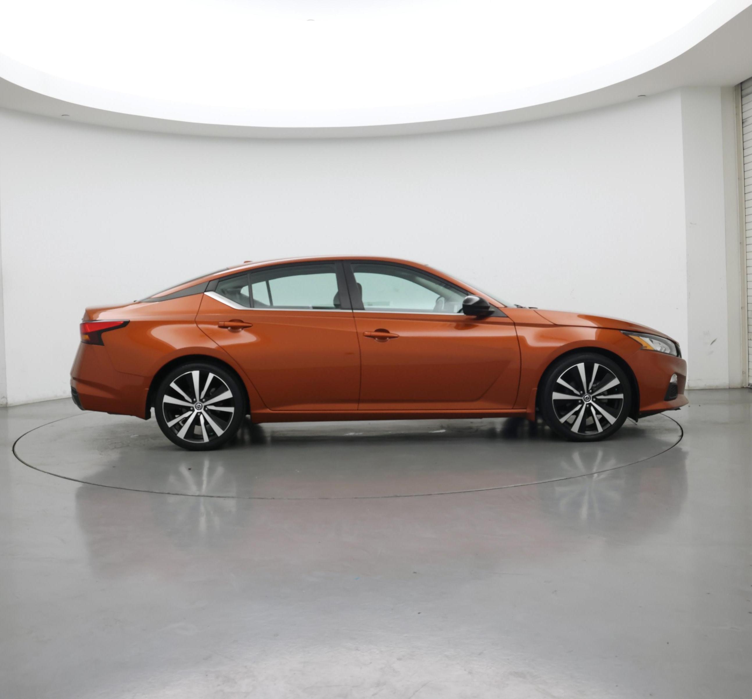 Thumbnail: 2021 Nissan Altima - 7