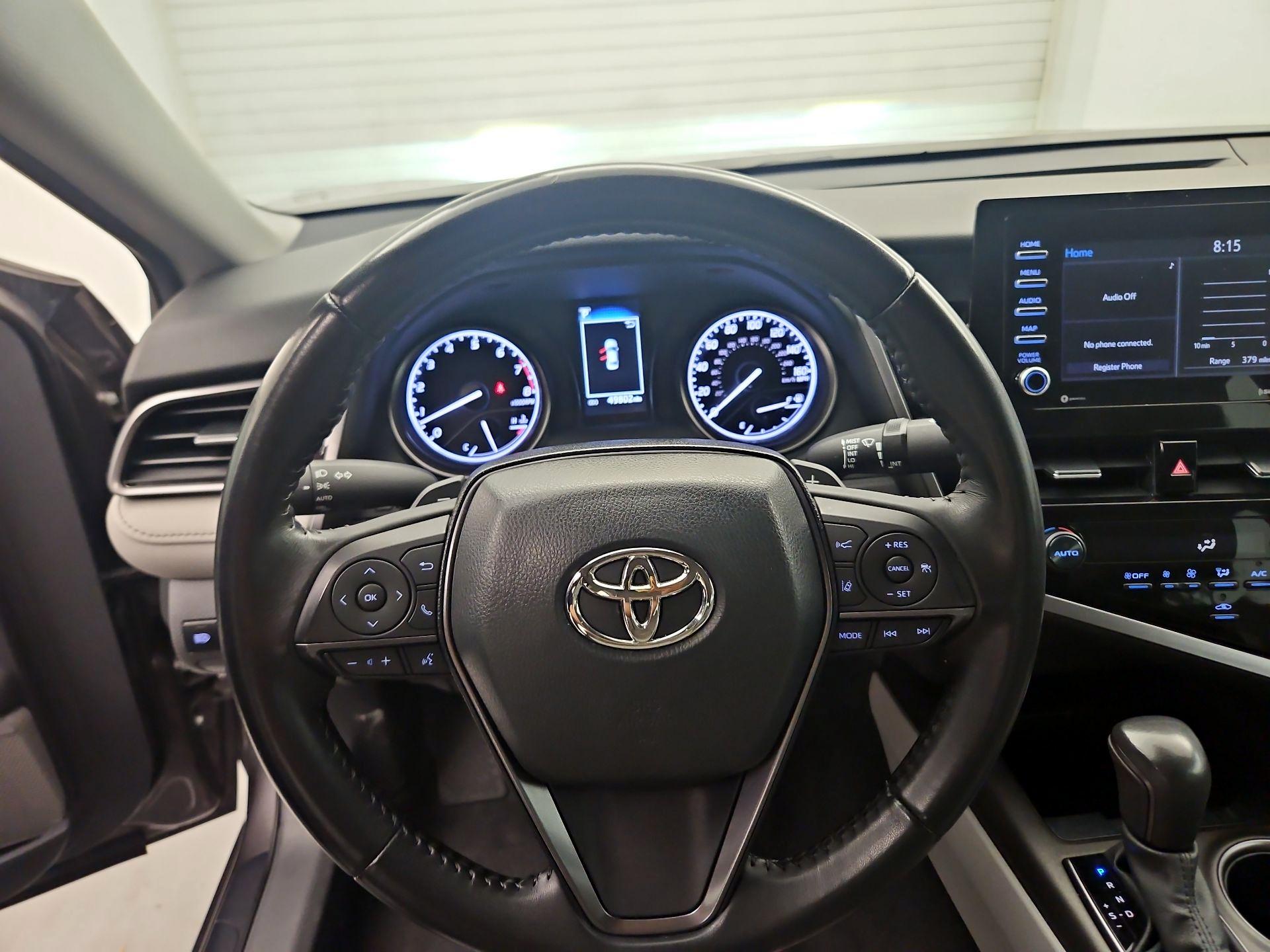 Thumbnail: 2023 Toyota Camry - 10