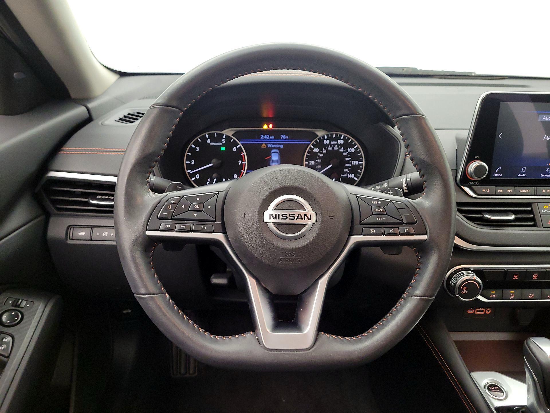Thumbnail: 2022 Nissan Altima - 10