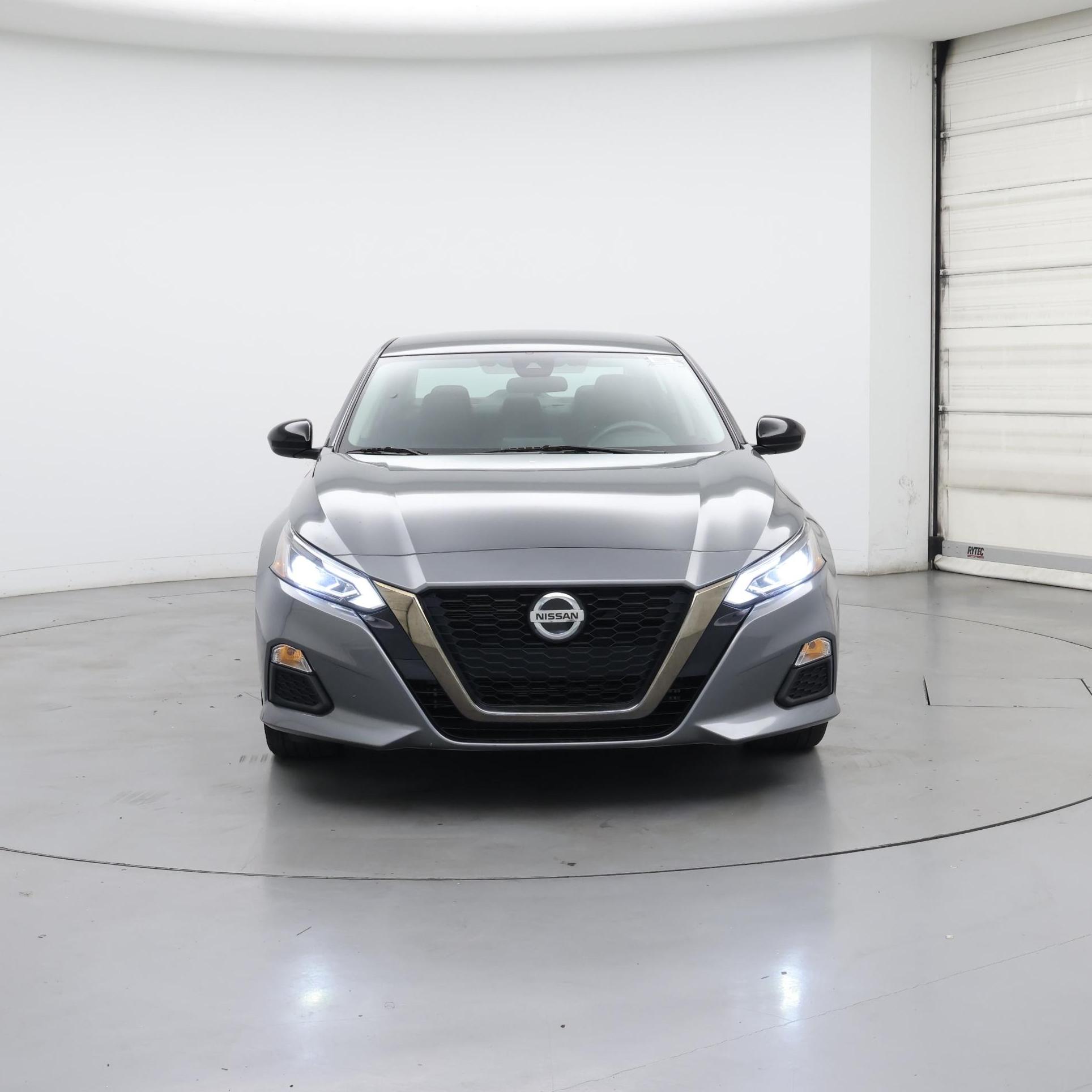 Thumbnail: 2022 Nissan Altima - 5
