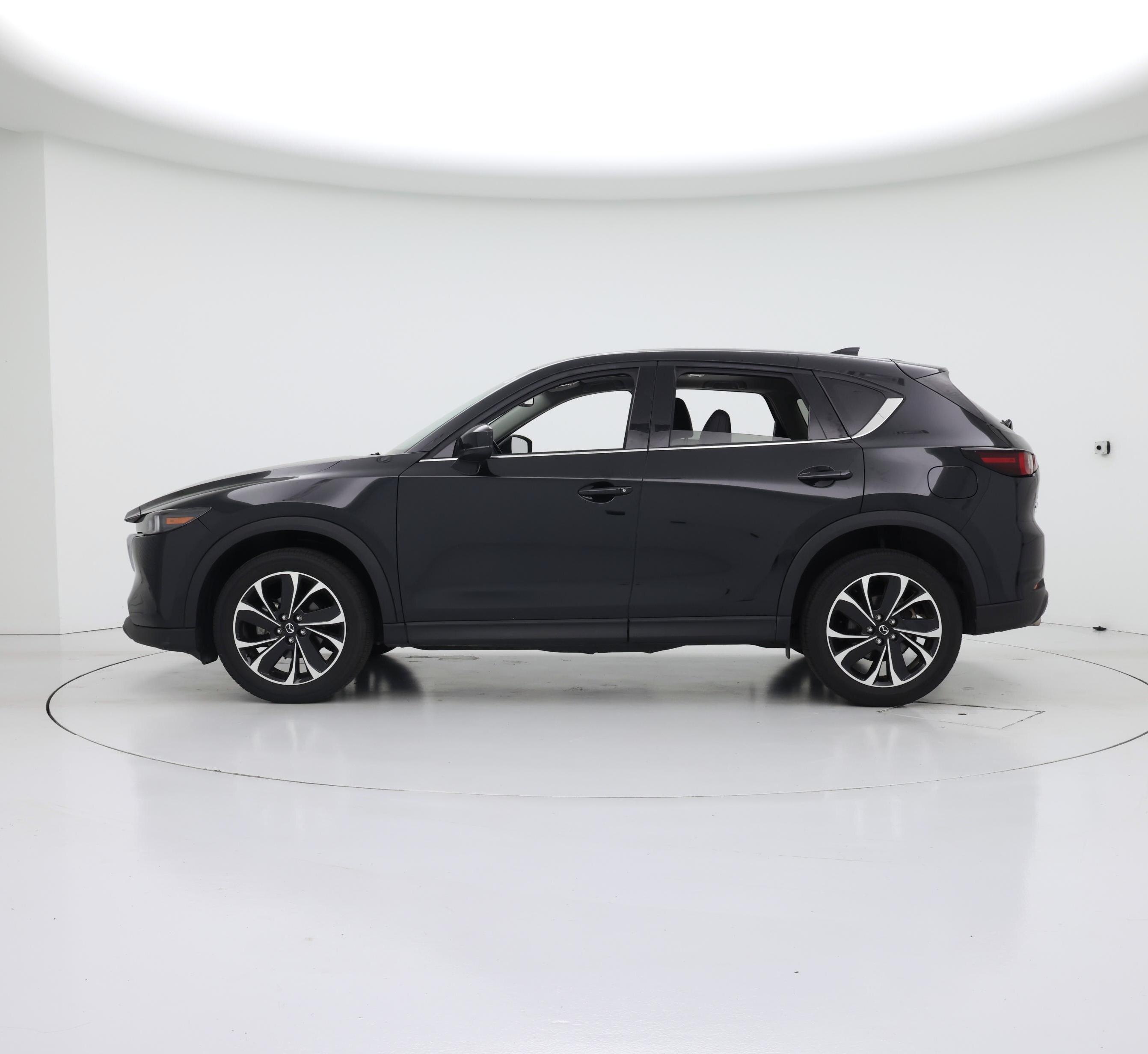 Thumbnail: 2022 Mazda CX-5 - 3