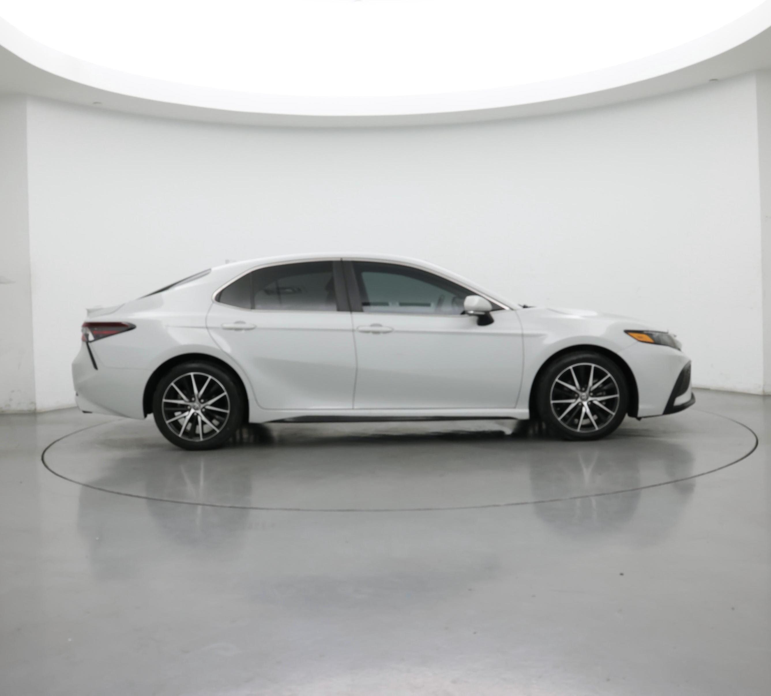 Thumbnail: 2023 Toyota Camry - 7