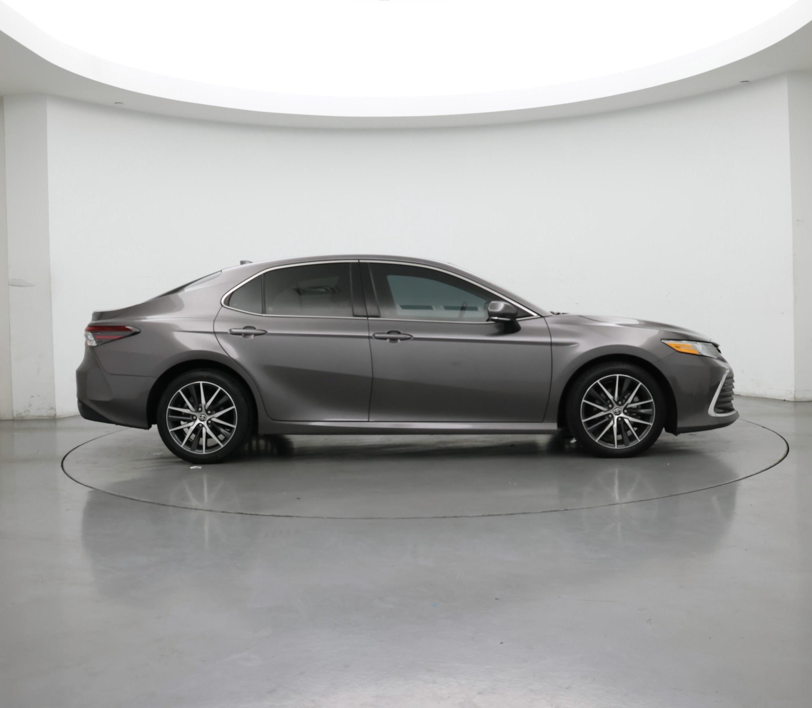 Thumbnail: 2023 Toyota Camry - 7