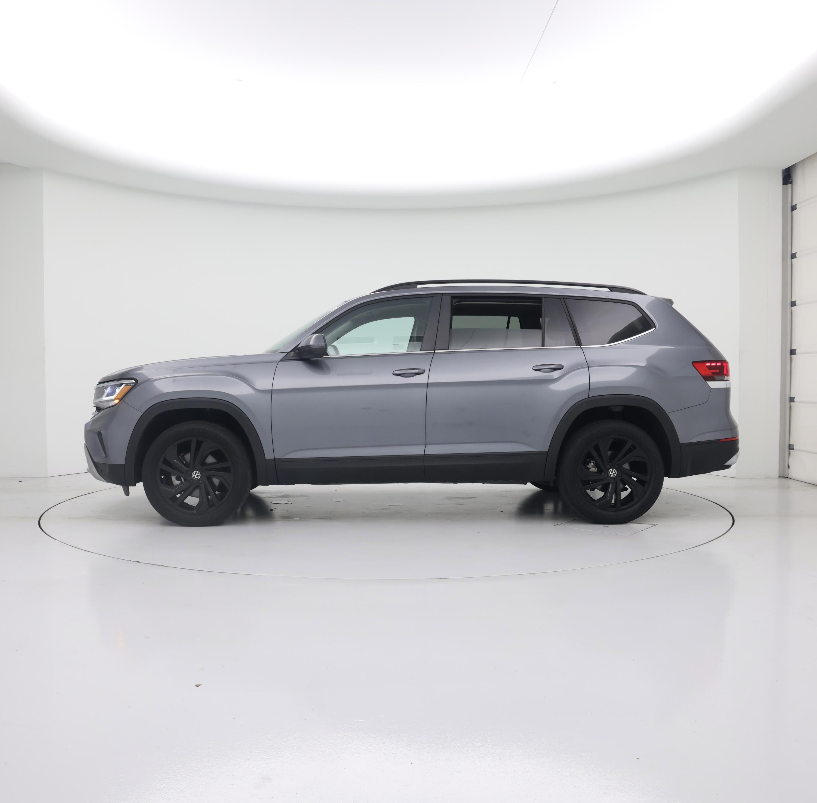 Thumbnail: 2022 Volkswagen Atlas - 3