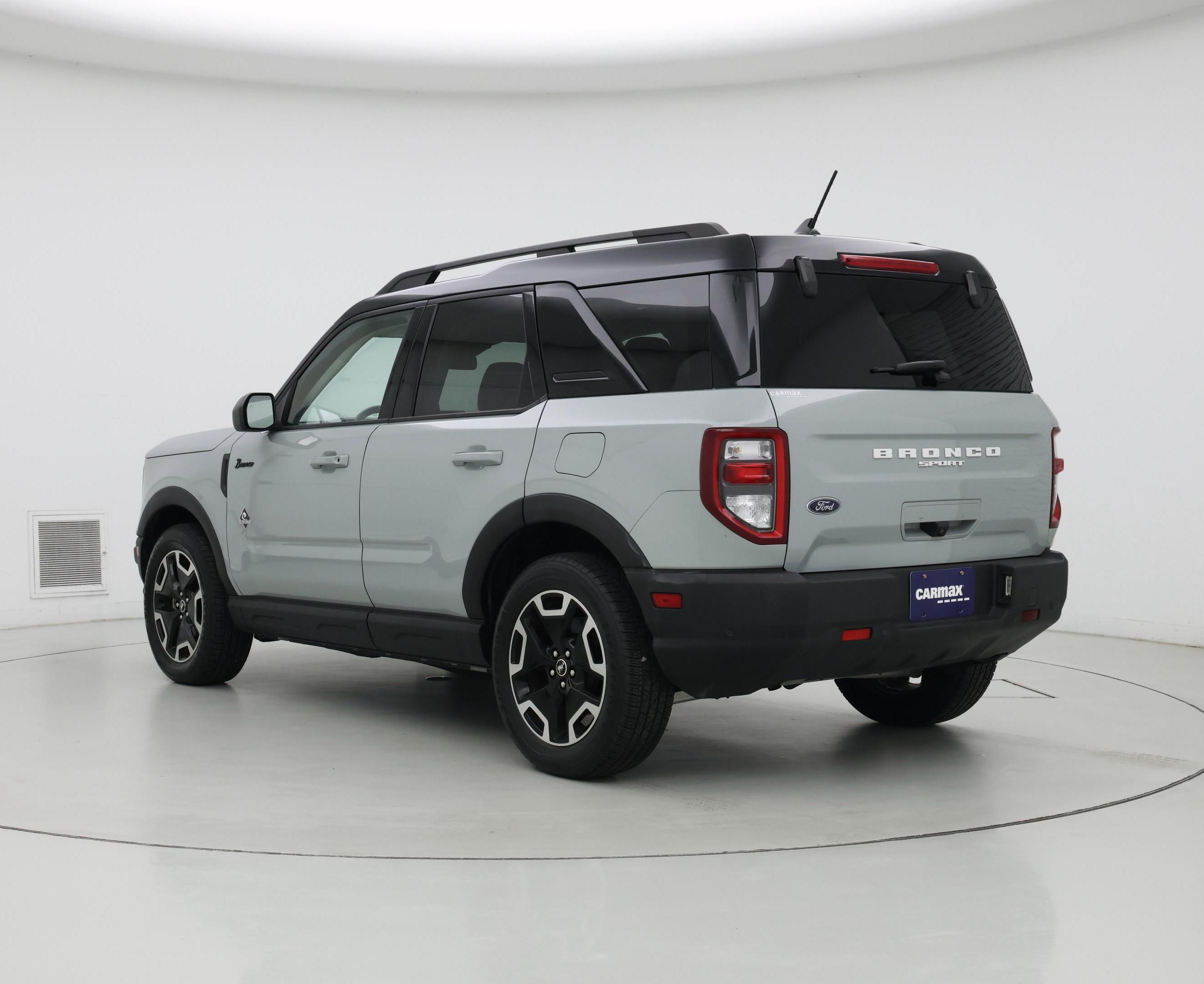 Thumbnail: 2021 Ford Bronco Sport - 2