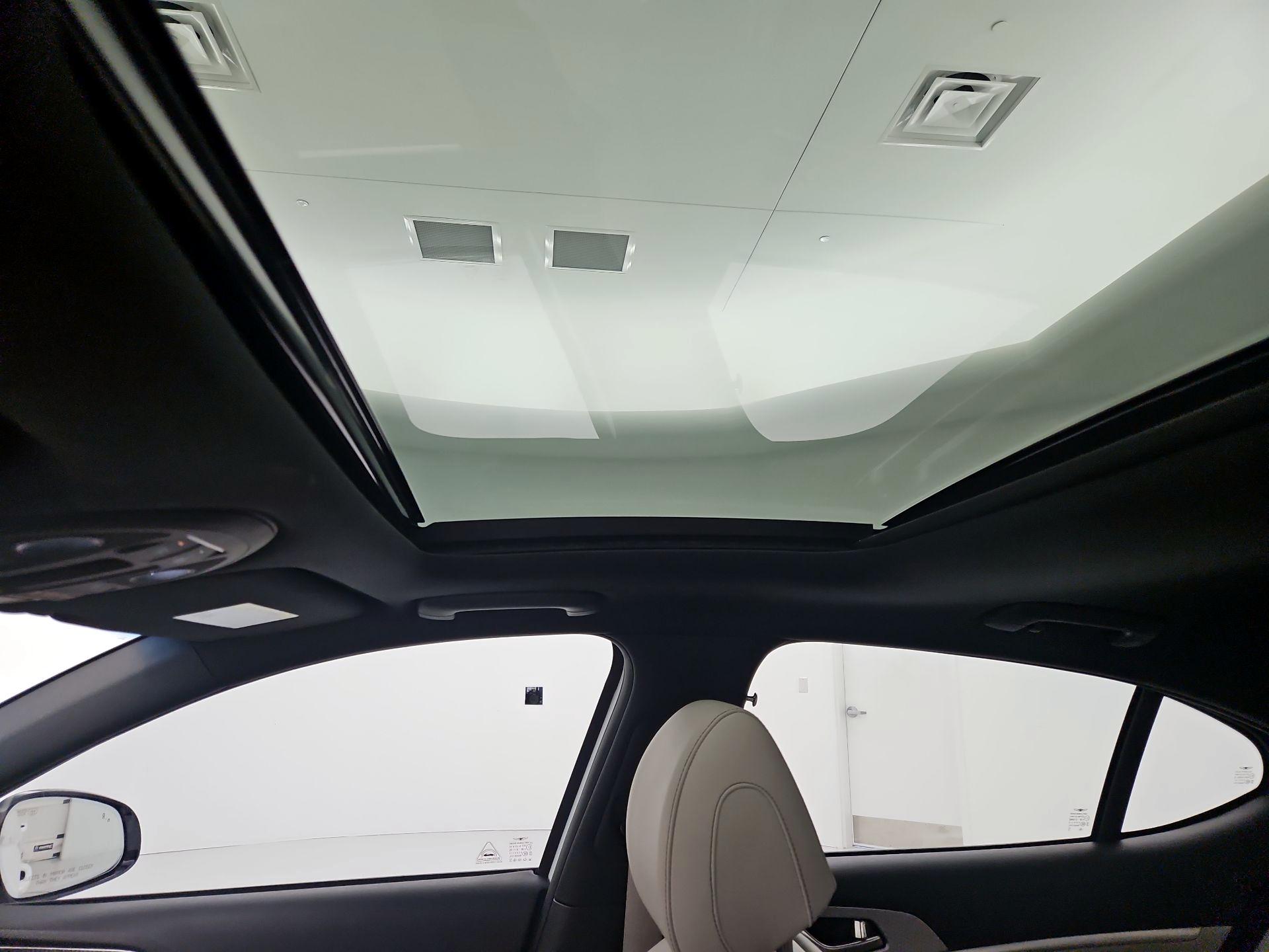 Thumbnail: 2023 Genesis G70 - 20