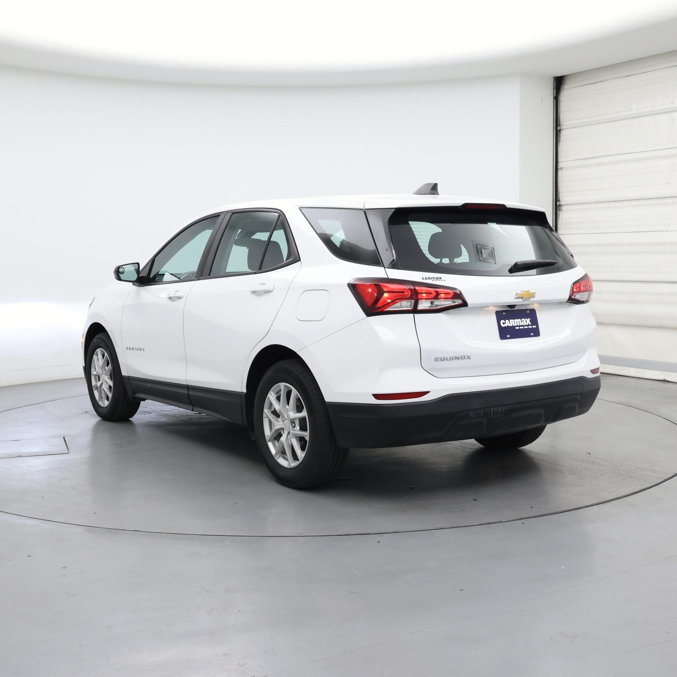 Thumbnail: 2022 Chevrolet Equinox - 2